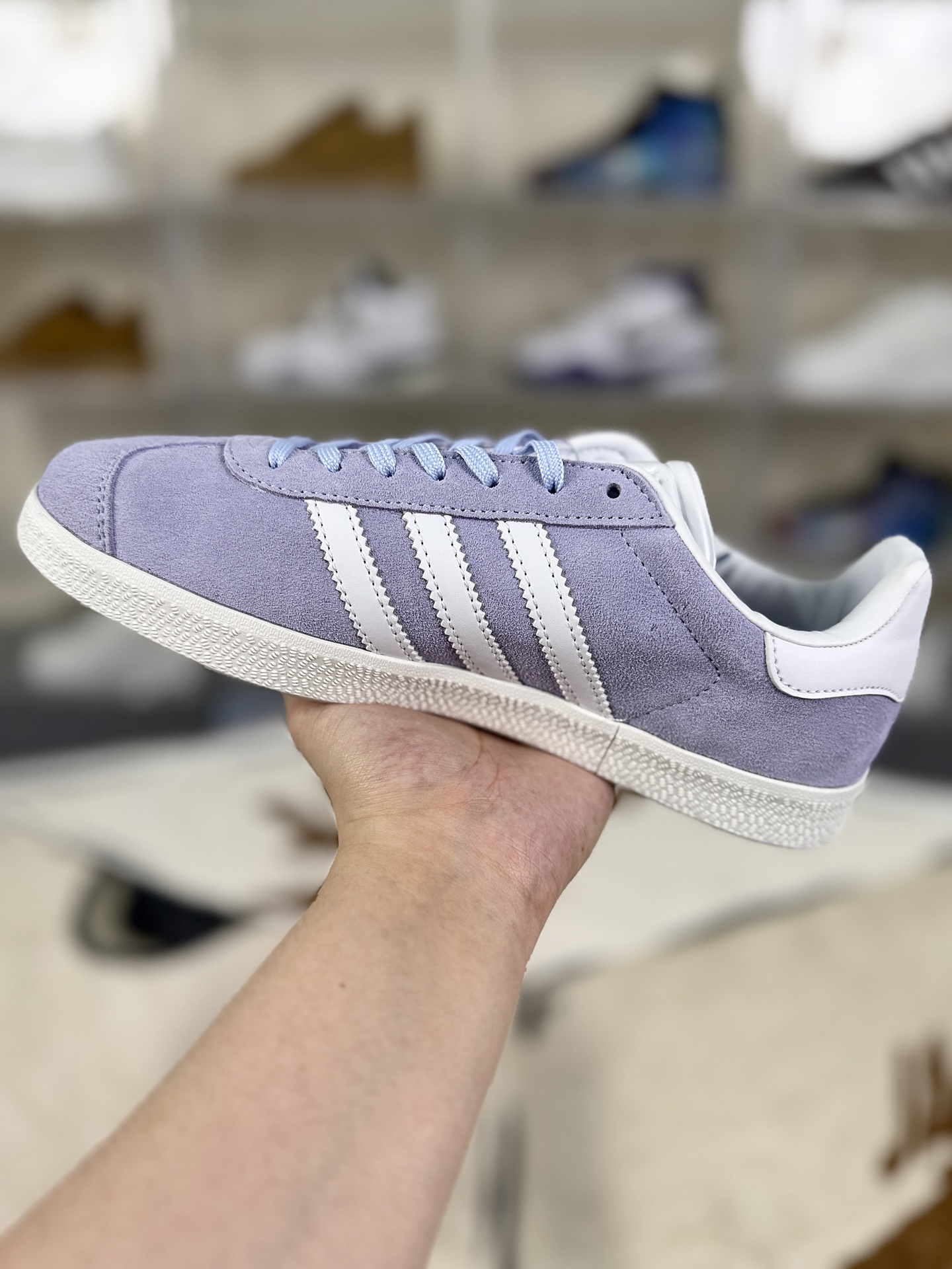 Adidas Originals Gazelle Low-Top Sneakers - Women's Purple Suede Shoes 2 i1761077775528 8791 0 1