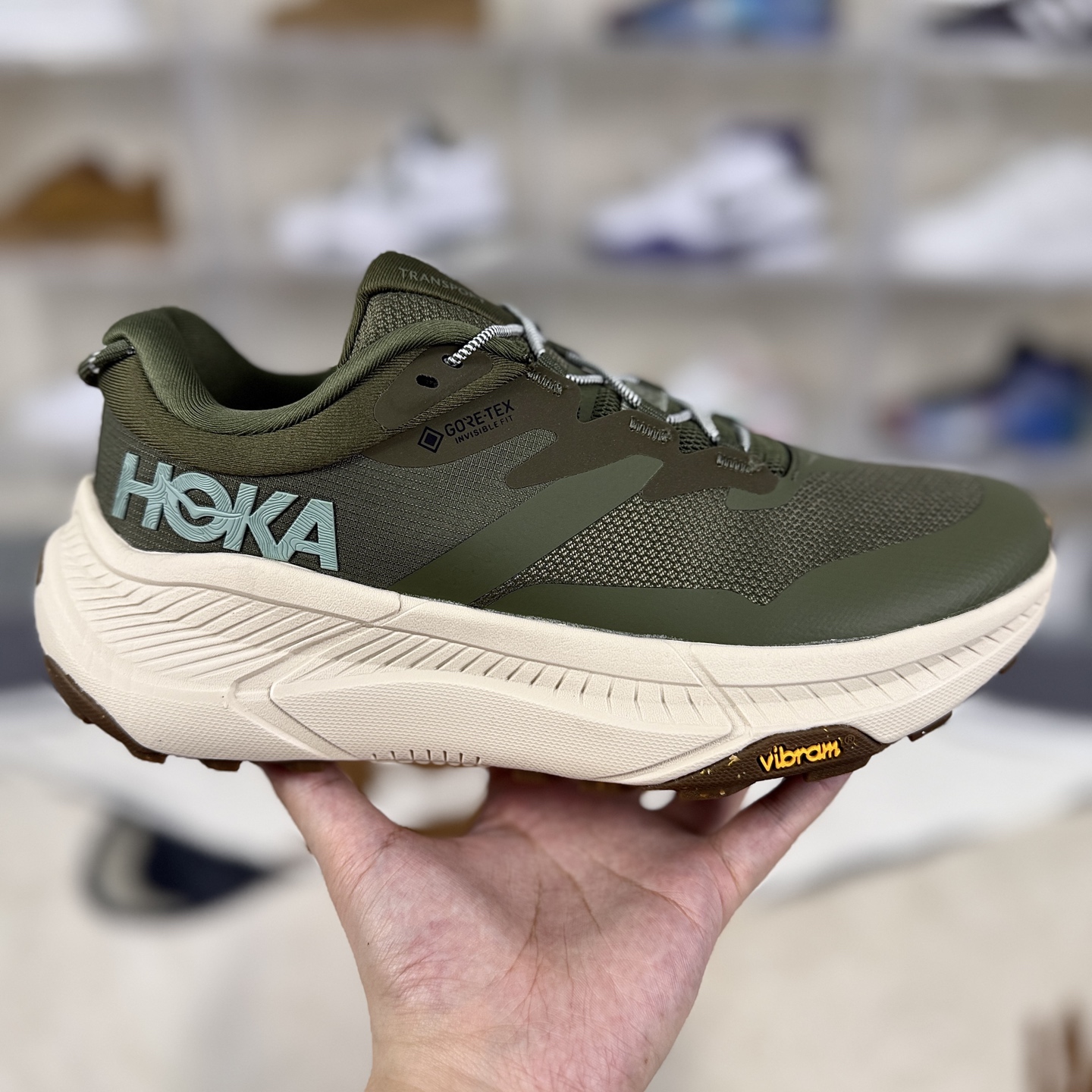 Hoka One One Transport GTX Green Running Shoe for Men and Women 8 i1761077855230 399 0 5