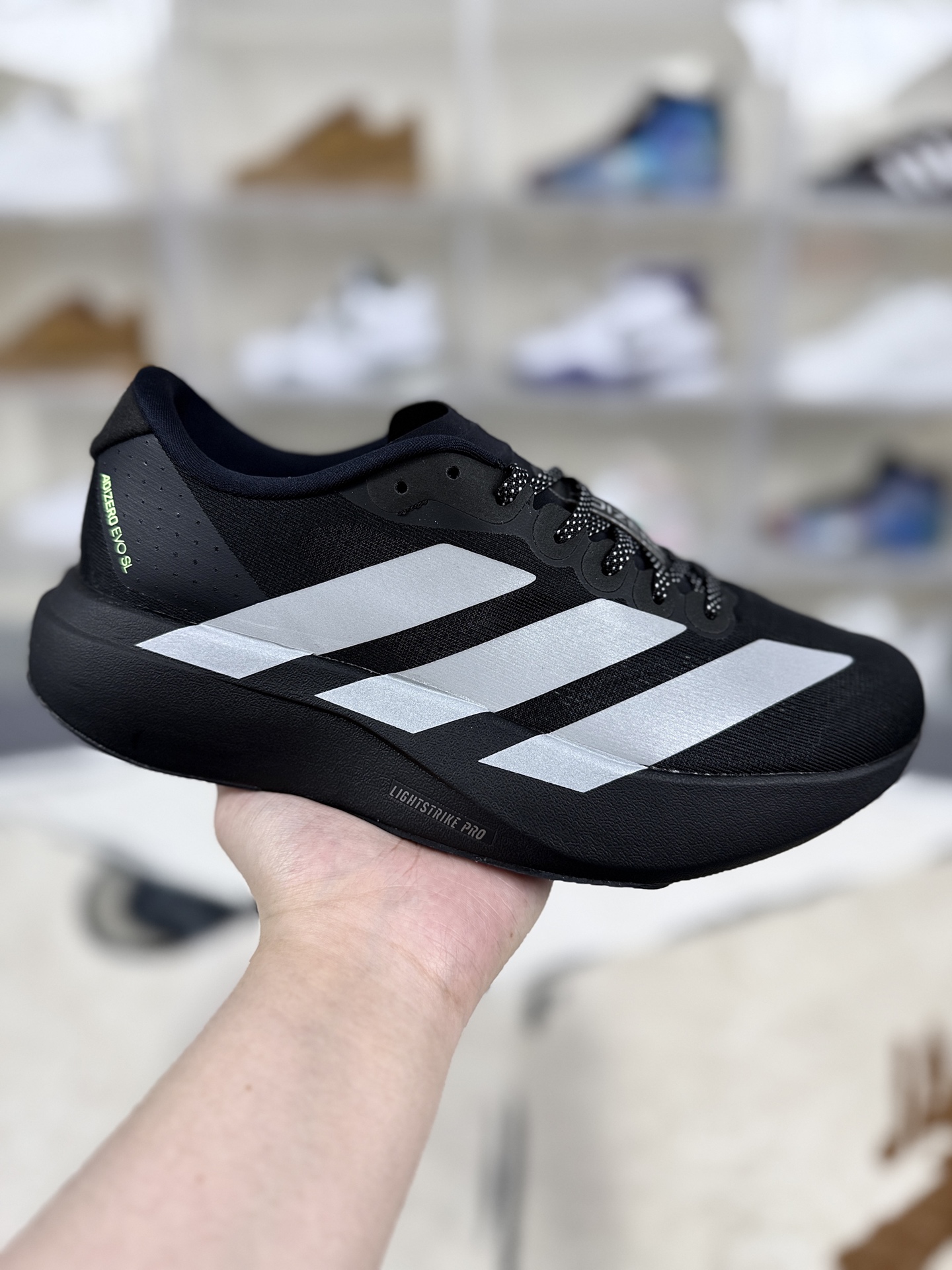 _dcc9s-augUVx1UmWUVoiJUGTadb0USmW9-xEBuQ