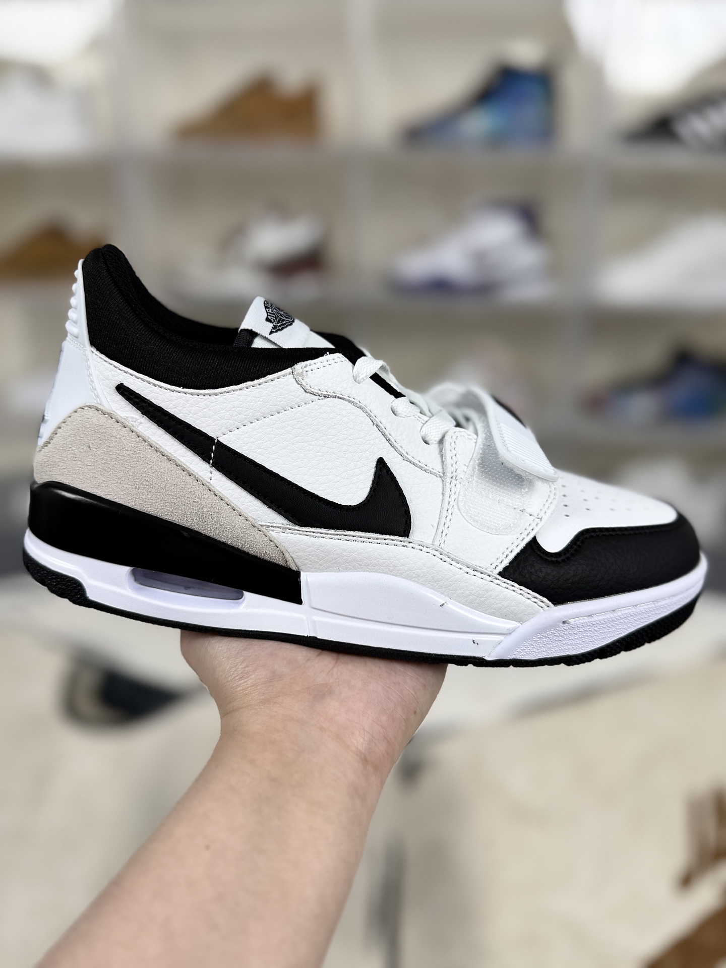 _dEA9sdm4KD7oLyC5A4kMj3uL3H8qkroC4F0lC9w