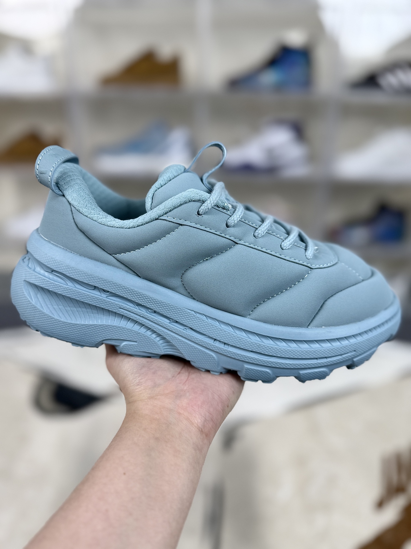 _dhg9sBHXCuJOkRroEE_FU_4is1nzvCvpM3tW_wQ