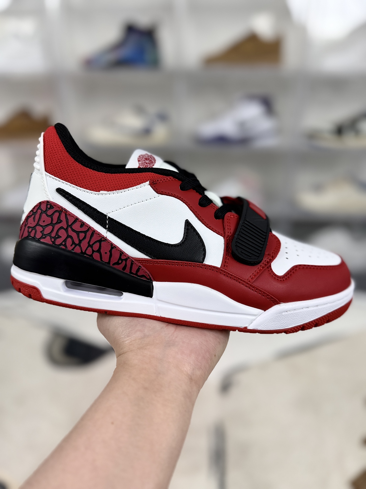 _deA9siE8v_hE7uO2LM5iWf-HYpsUnc8SrK3-lWw