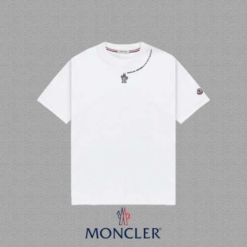 Moncler 2025FW Short Sleeve T-Shirt Badge Logo Print, Unisex Design 1 Moncler 2025FW Short Sleeve T-Shirt Badge Logo Print, Unisex Design