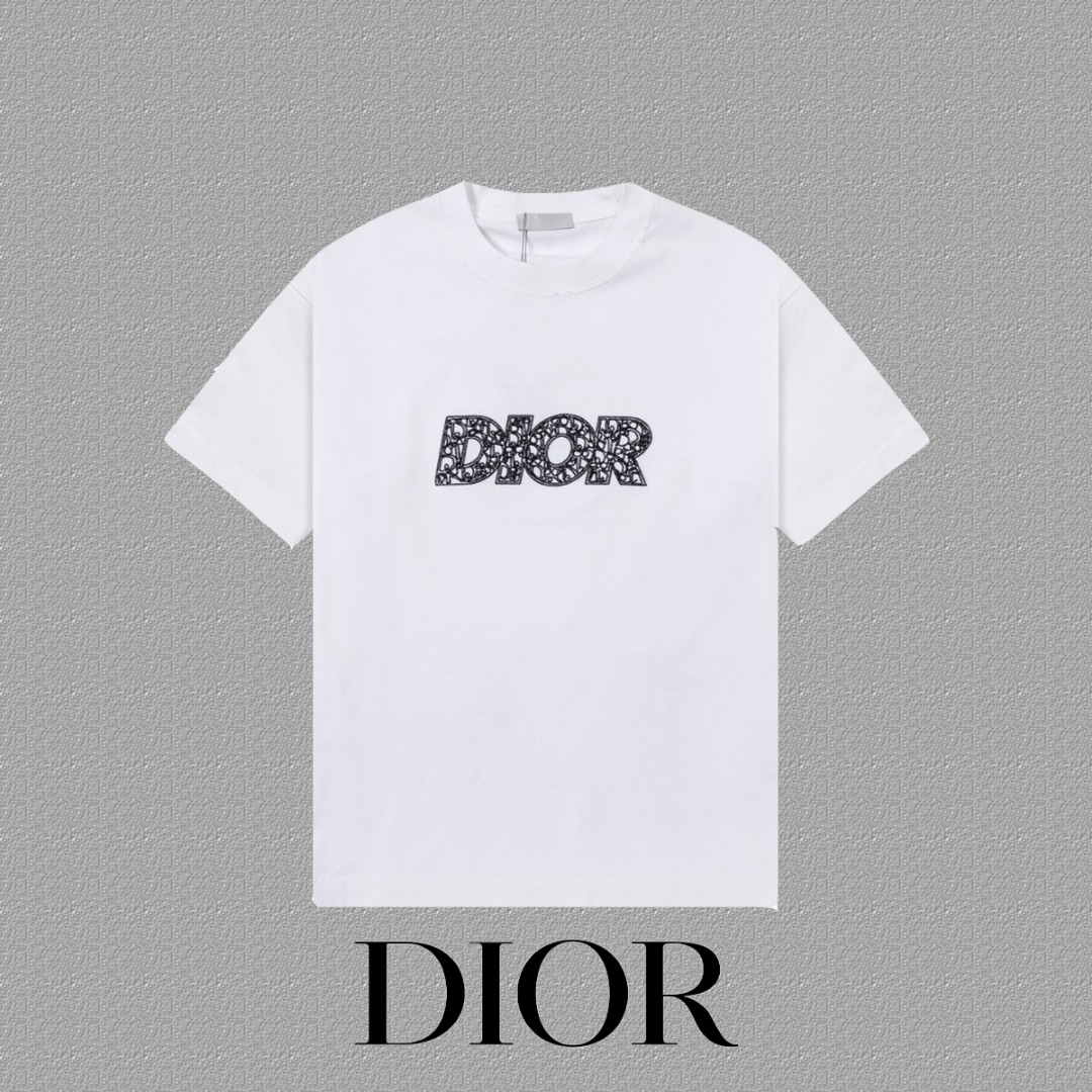 P105✨🔥 [Dior] Camiseta de manga corta 2026FW. Tejido de alta gama 26s de doble hilo de 300g. Lavado y rociado con arte…