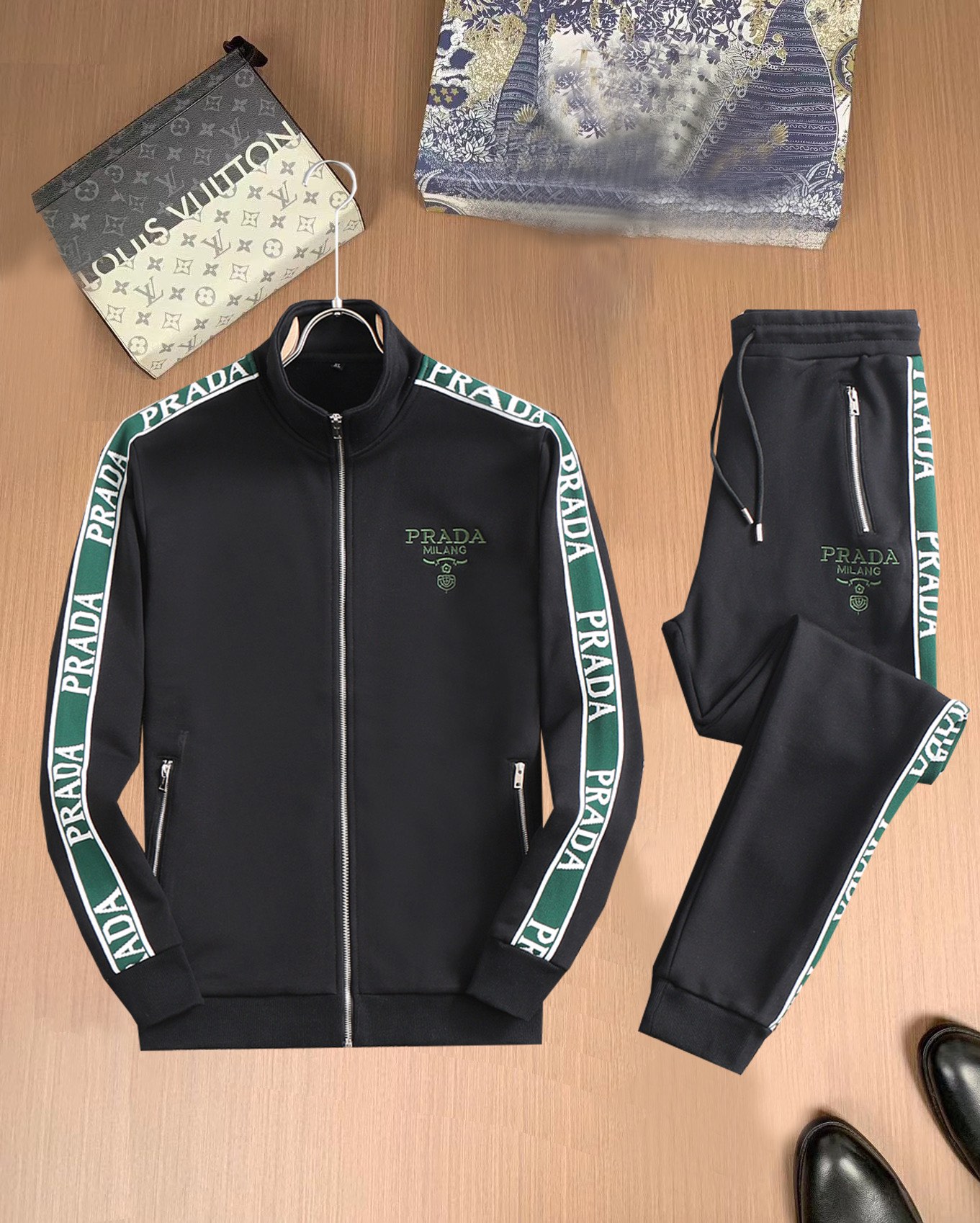 Prada Clothing Two Piece Outfits & Matching Sets Fall/Winter Collection Fashion Hooded Top
