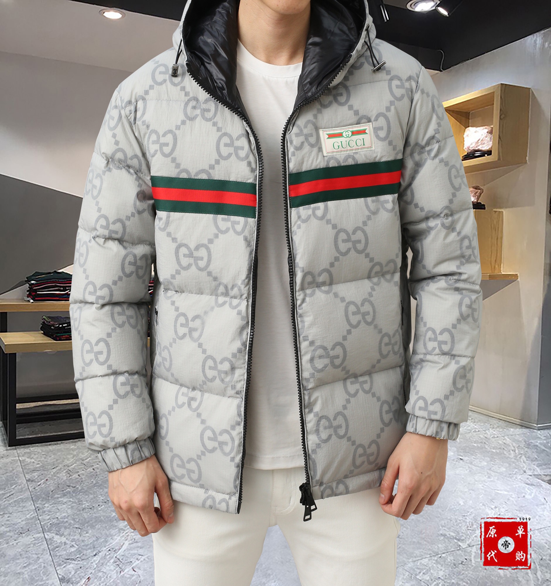 ， 古奇 秋冬新款🆕情侣款羽绒服 原版11订制五金配件、全进口原版定制、 欢迎专柜对比✨ 绝对的高品质 