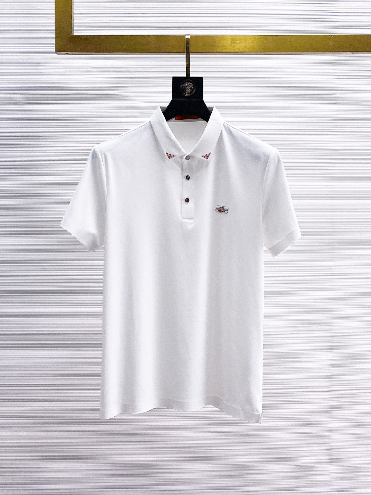 Achetez la meilleure réplique de qualité authentique élevée
 Hermes Vêtements Polo T-Shirt Blanc Série d’été Manches courtes
