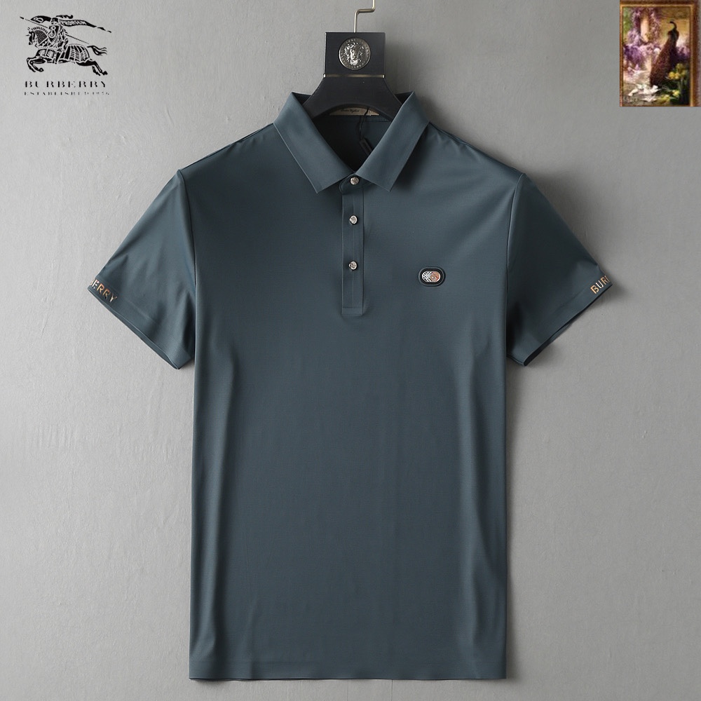 NO:136541,Burberry, high-end business, white-collar workers, must-have items for individuals in the unit!  Seizure-free pressed gel ice silk casual business short-sleeved Polo, technology fabric, ice silk traceless, very good body feel, smooth feel and great texture!  Good elasticity, no sense of restraint, the fabric has its own breathable mesh, moisture absorption and sweating, quick drying and keeping it dry, small lapel placket-breasted design, showing a straight posture, not soft pedal, simple style, can be used for business and leisure, highly recommended!  High-elastic ice silk, the touch is as smooth as jade silk, clean and neat, and elegant and gentlemanly. The high-end materials are the key to the fabric, the quality control must be used. The feel is extremely delicate and smooth, the fabric has a good gloss and upper body skeleton feel, so we can greet mature and quality men's clothing!  Sweat in summer and dry in seconds, a brand new experience Business commuting and leisure M-4XL, burberry, T-shirt, alexander wang19860909巴宝莉 高端商务 白领 单位人士必入单品！ 无痕压胶冰丝休闲商务短袖Polo,科技面料,冰丝无痕,体感非常棒,手感顺滑质感很棒！弹性好,无任何束缚感,面料自带透气网孔,吸湿排汗,速干保持干爽,小翻领门襟排扣设计,展露挺拔姿态,不软踏,简约款式,商务休闲都可驾驭,强烈推荐！高弹冰丝,触感堪比玉蚕丝一样丝滑,干净利落,儒雅绅士风度.高级材质,重点就是面料上,品控的必上,手感极其细腻光滑,面料光泽感和上身骨架感好,打招成熟品质男装！夏天出汗秒干,全新体验 商务通勤休闲 M-4XL,,burberry,T-shirt,alexander wang,Men's clothing