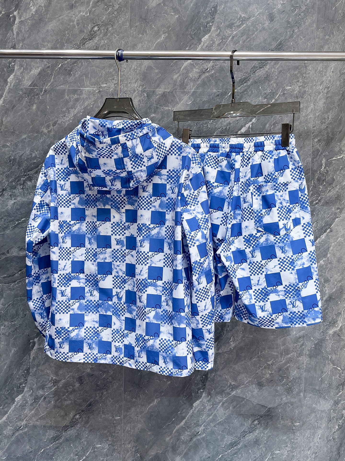 Alternative view of Louis Vuitton Jacket 06183