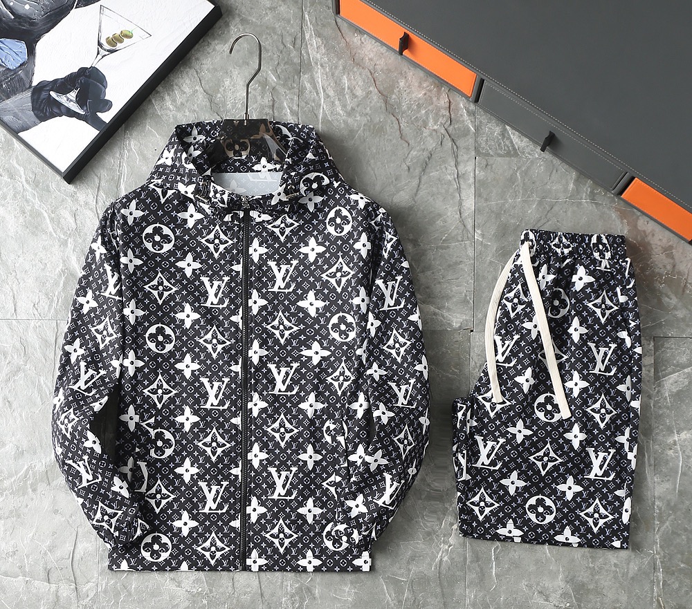 Louis Vuitton Windbreaker 06172
