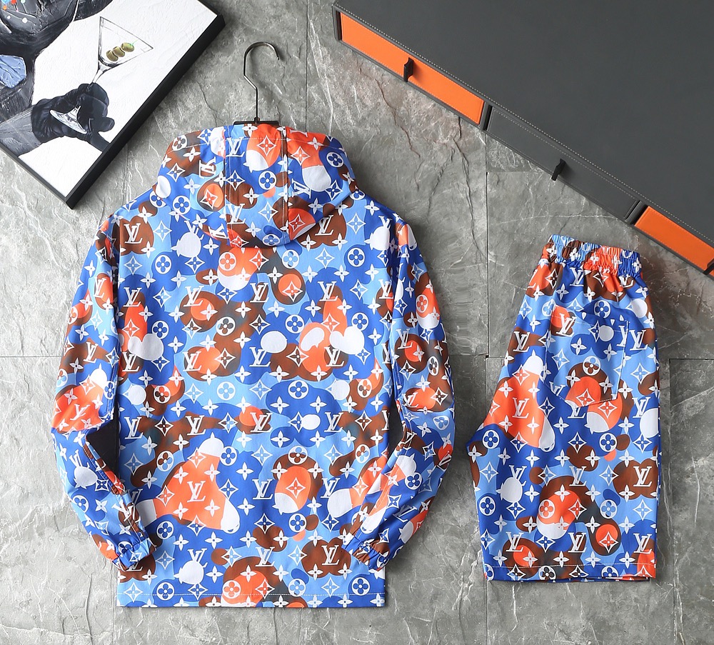 Alternative view of Louis Vuitton Windbreaker 06161