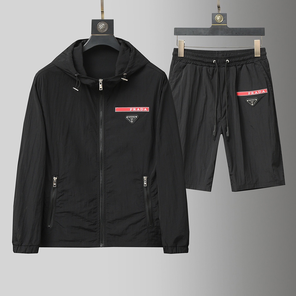 NO:160168,Original orders on the official website Prada 2025 spring and summer style!  New windbreaker sunscreen suit thin jacket jacket shorts set three-standard hardware belt logo high-quality original fabric same style internet celebrity celebrity hardware accessories very comfortable feeling super versatile and beautiful jacket non-market ordinary version comparison at will, quality absolutely guaranteed Color picture and color Size M-3XL,,prada, shorts, jackets & coats, jackets & coats, alexander wang19860909官网原单货 普拉达 2025春夏款！新款防风衣防晒衣套装薄外套夹克短裤套装 三标齐全五金带Logo 高版本高品质 原版面料网红明星同款 开模定制五金辅料 感非常舒服 超级百搭好看的一款外套 非市场普通版本 随意对比 品质绝对保证 颜色图色 尺码M-3XL,,prada,shorts,jackets & coats,jackets & coats,alexander wang,Men's clothing