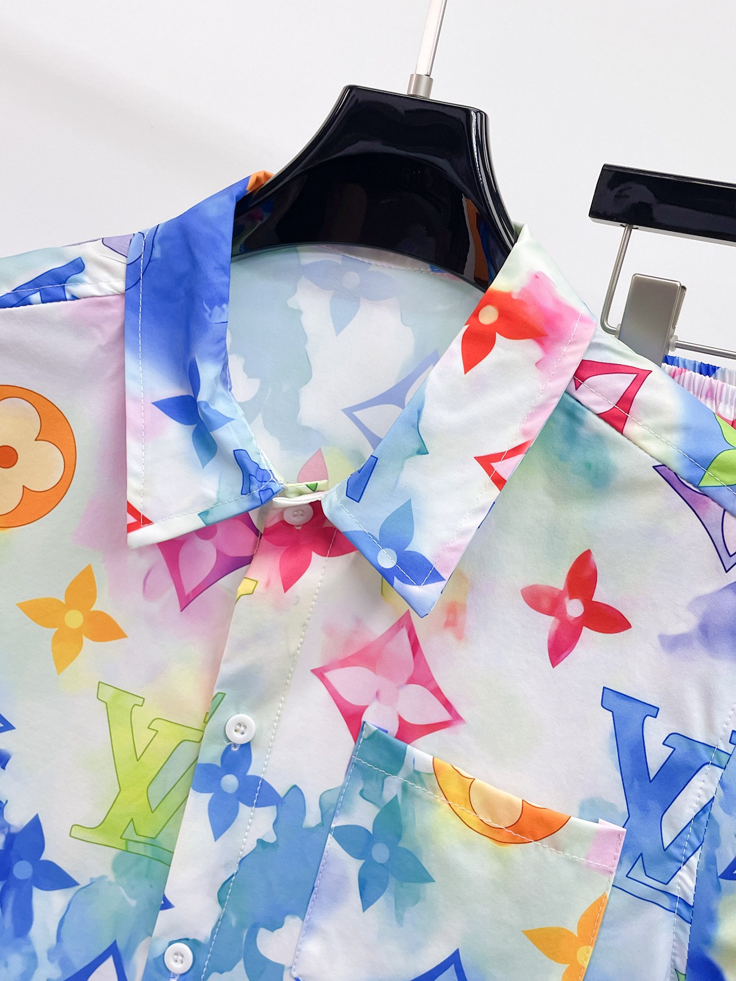 Louis Vuitton Summer Outfit: Lightweight Nylon, 3D Print, Windproof, Sun Protection 7 i1717596975 225 5