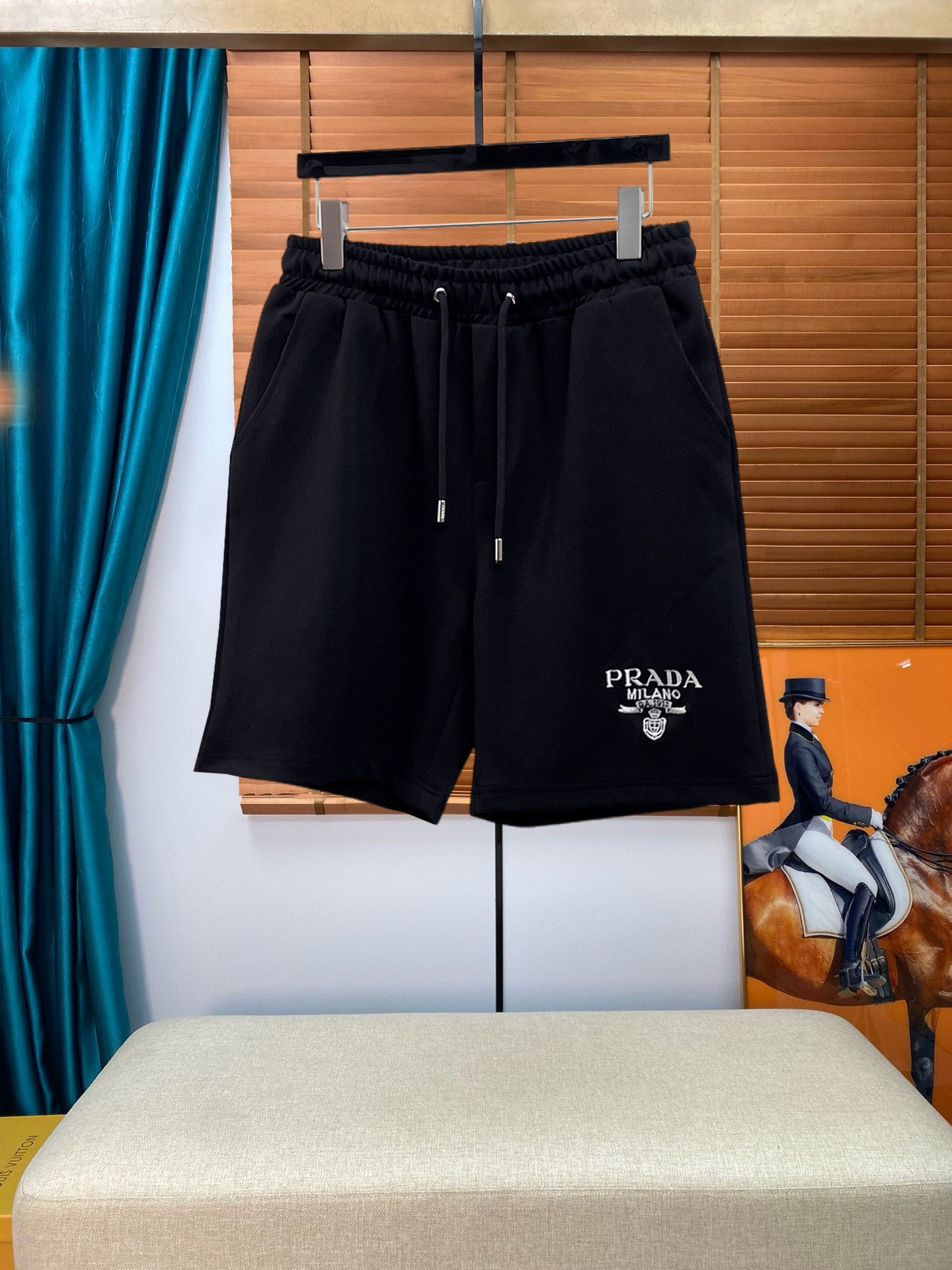 Prada 7 estrellas
 Ropa Pantalones cortos Algodón Colección de verano Casual