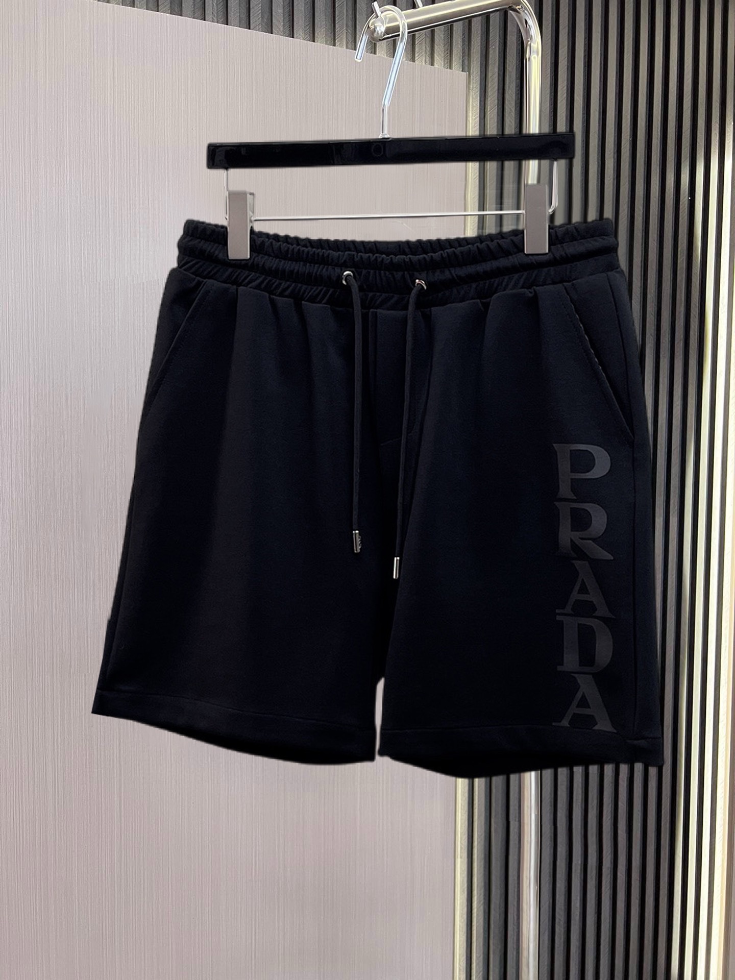 Prada Shorts 04879