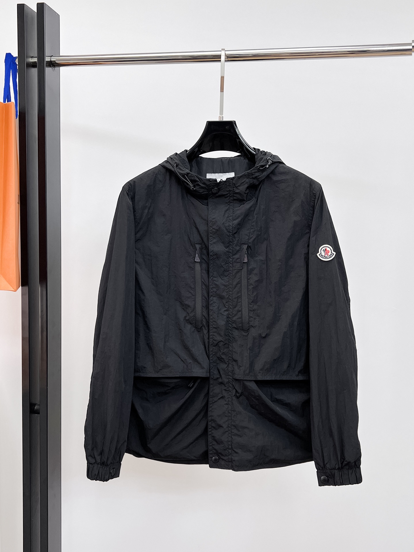 Moncler Jacket 06411