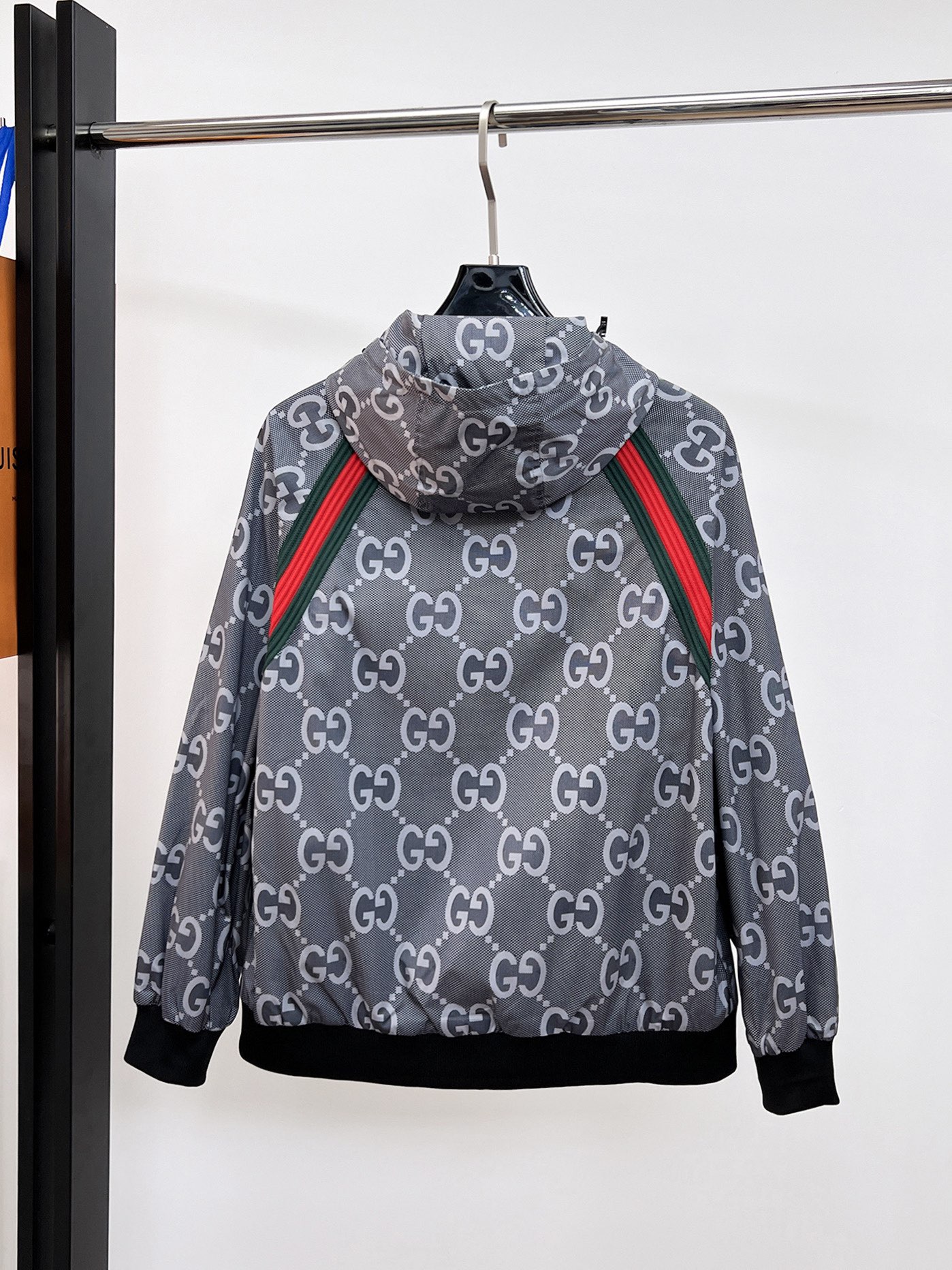 Alternative view of Jacket 06441
