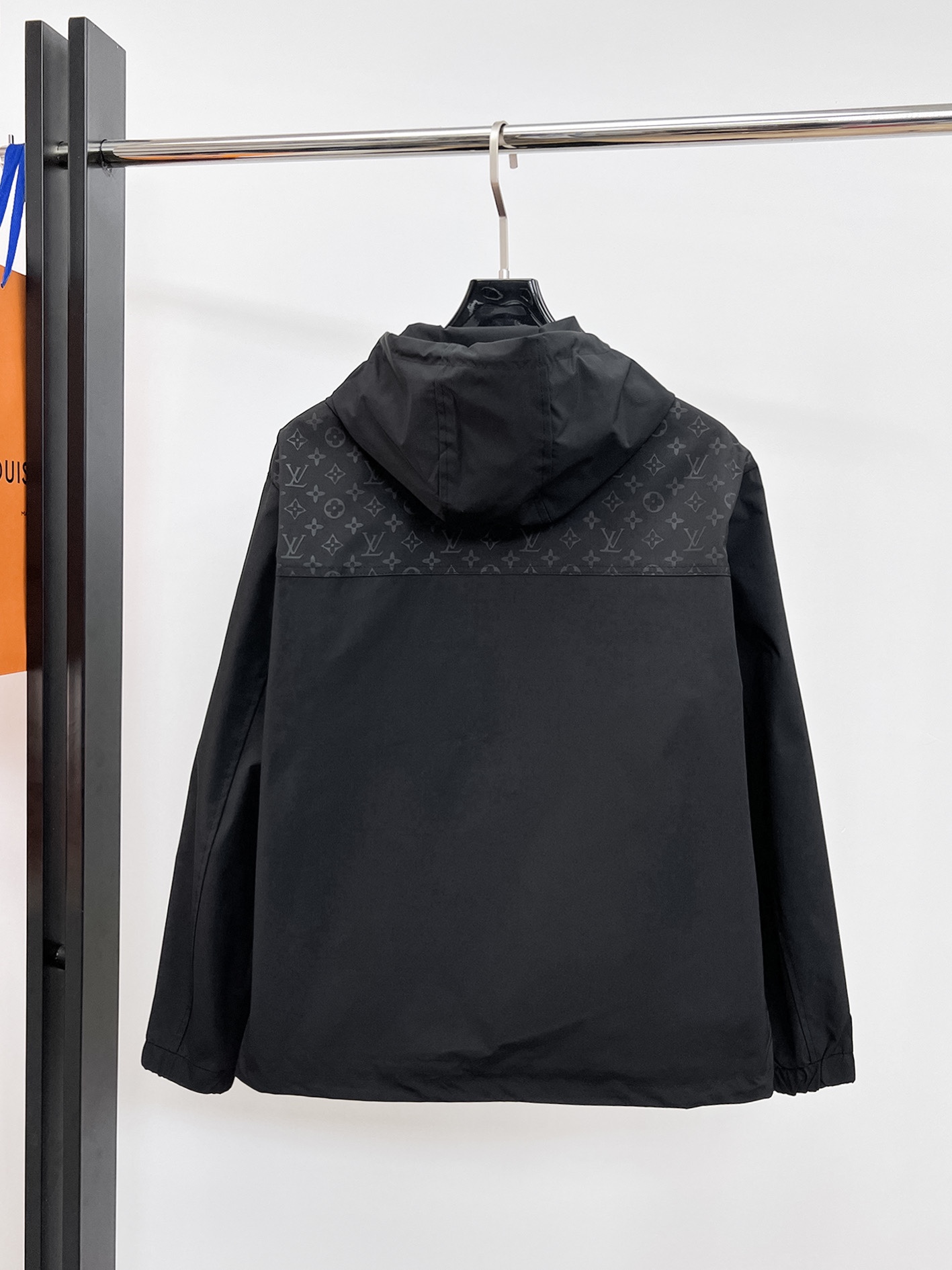 Alternative view of Louis Vuitton Jacket 06525