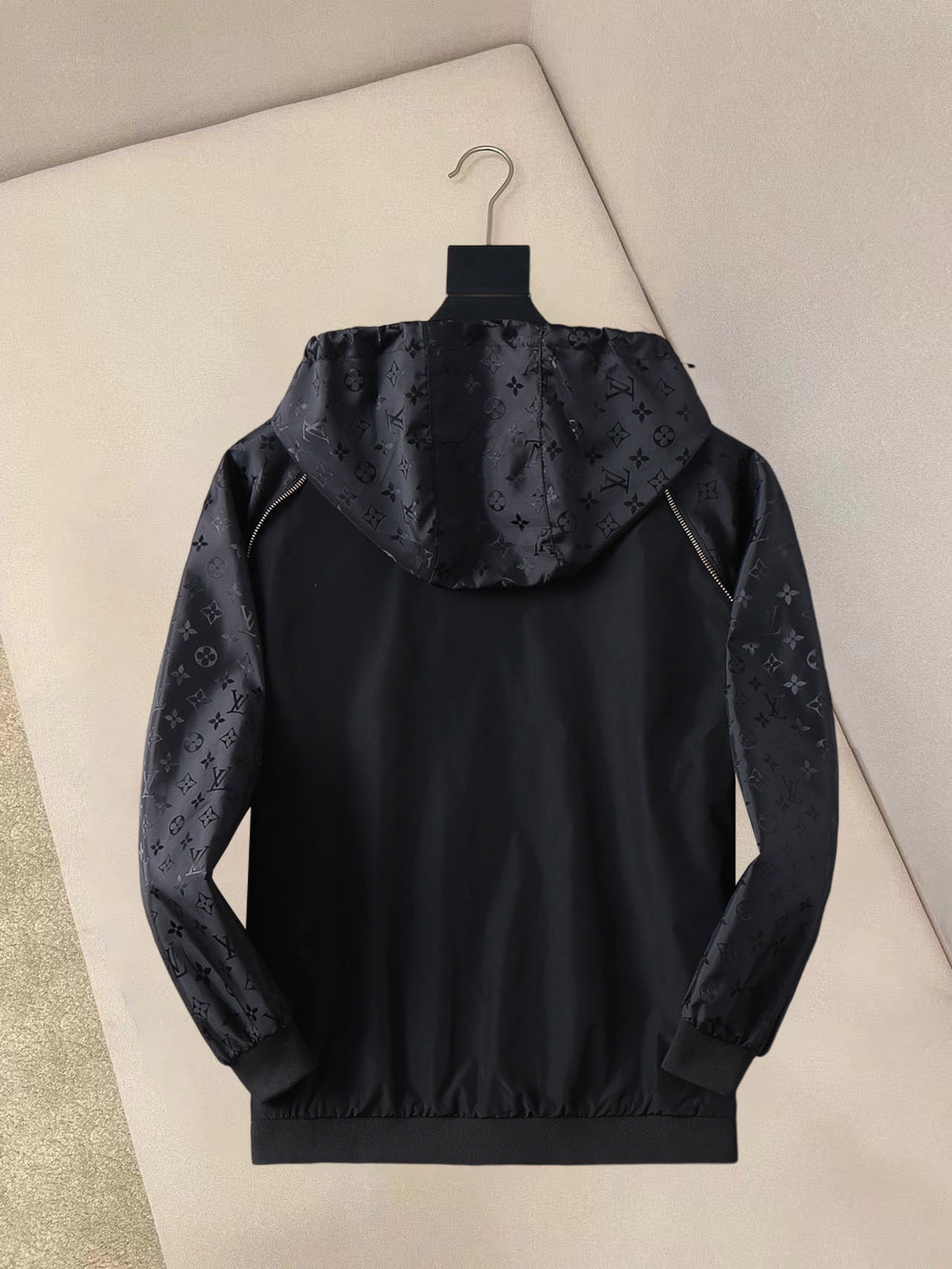 Alternative view of Louis Vuitton Jacket 01893