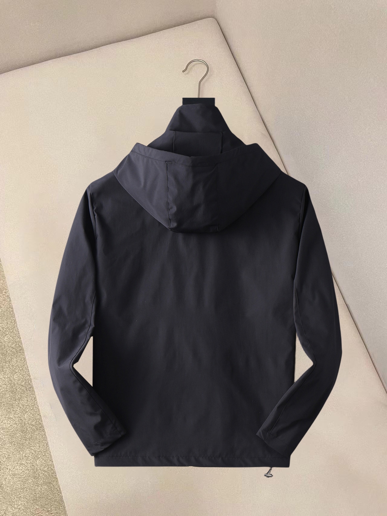 Alternative view of Jacket 01924