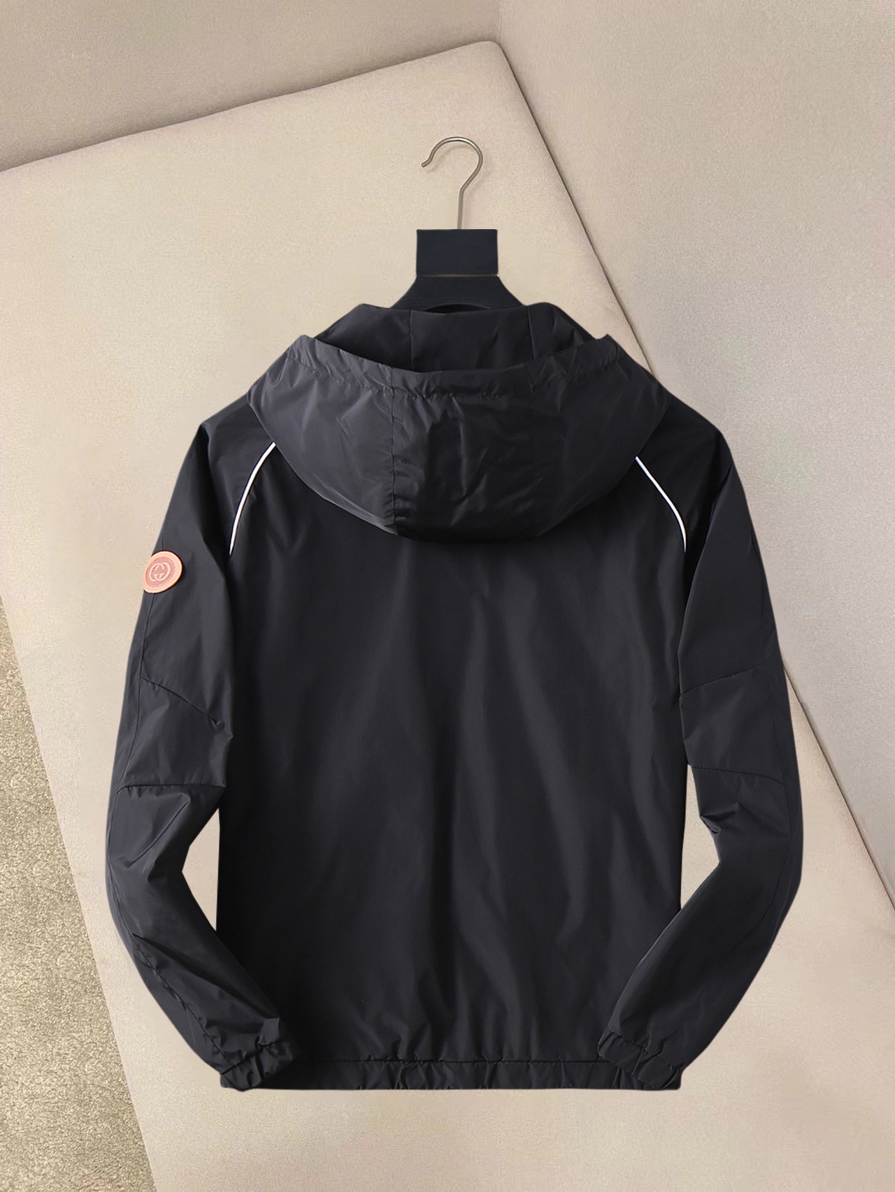 Alternative view of Jacket 01946