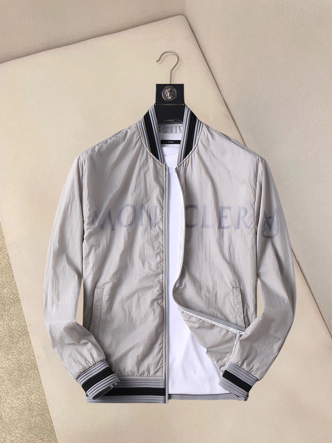 Moncler Jacket 01960