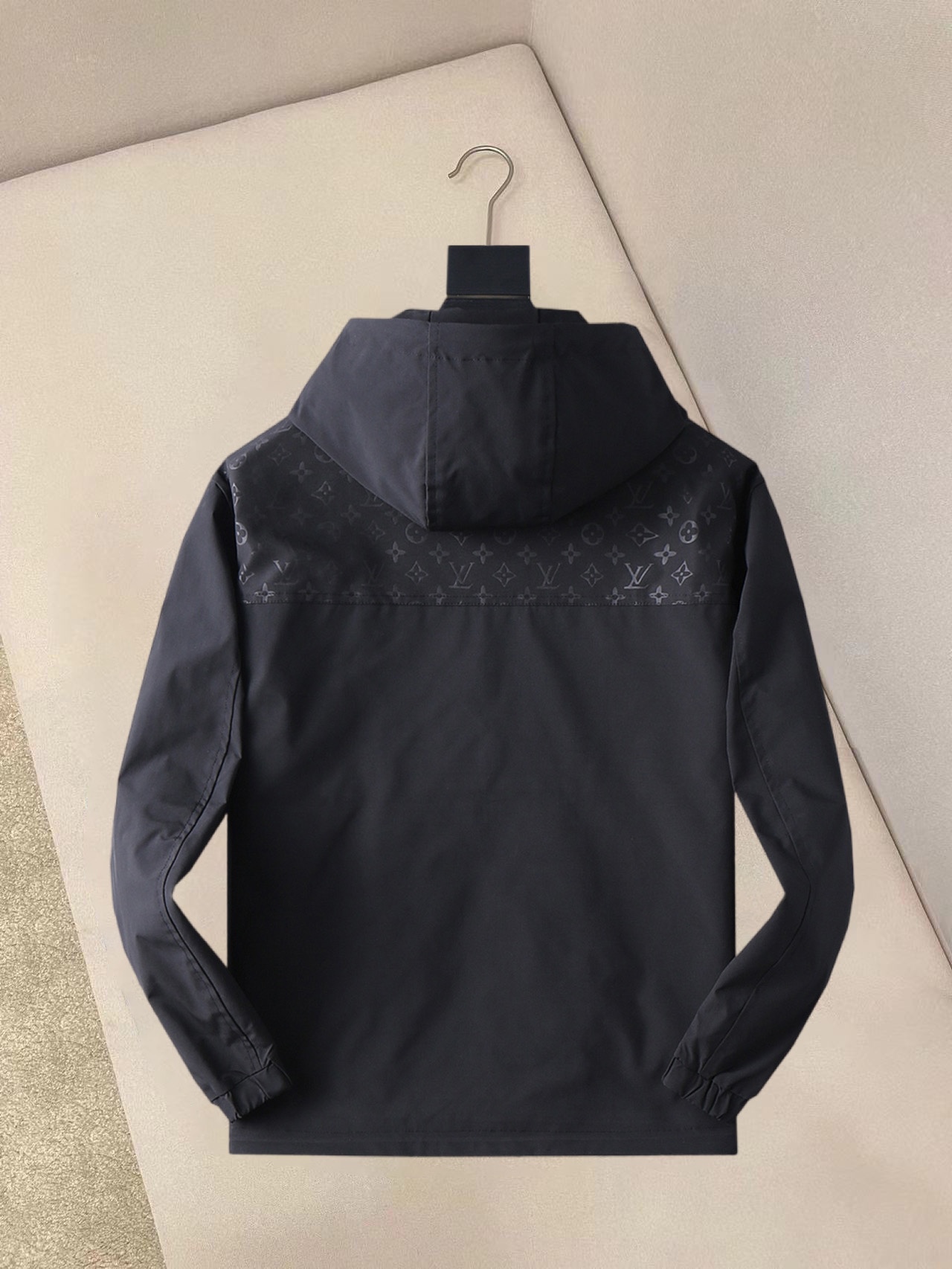 Alternative view of Louis Vuitton Jacket 01925
