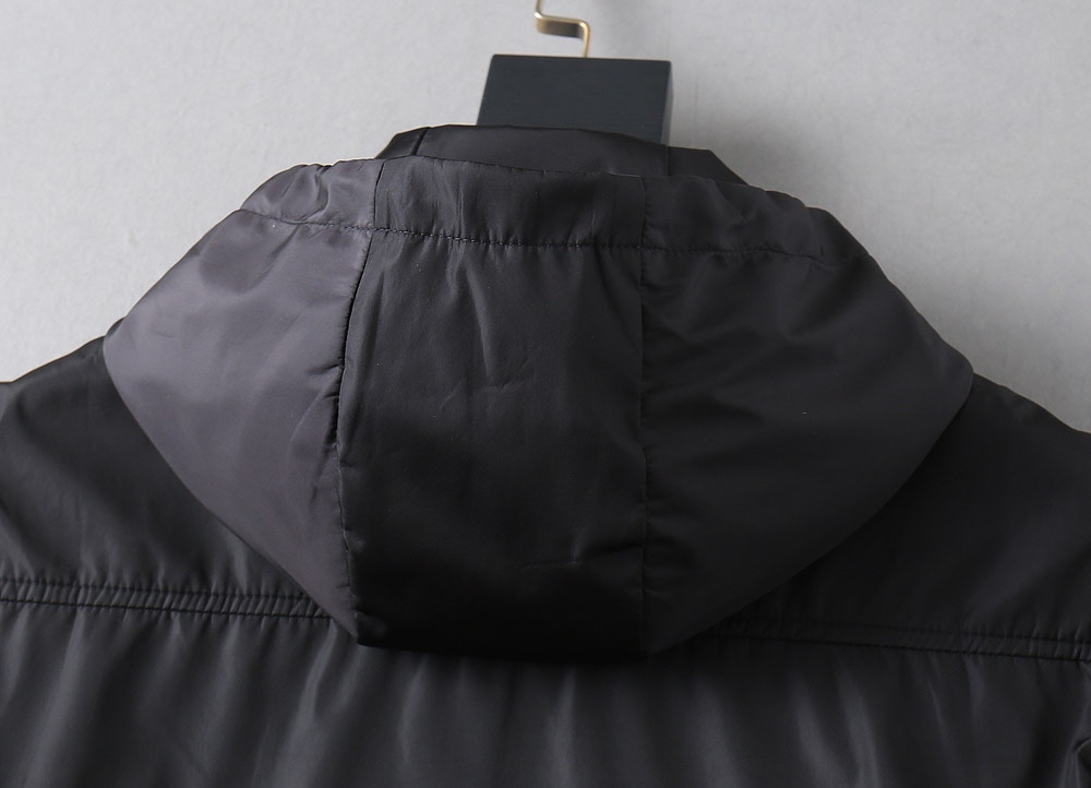 Fendi 2025 Reversible Jacket - Spring Collection, Comfortable & Stylish 6 i1727346210 4669 1