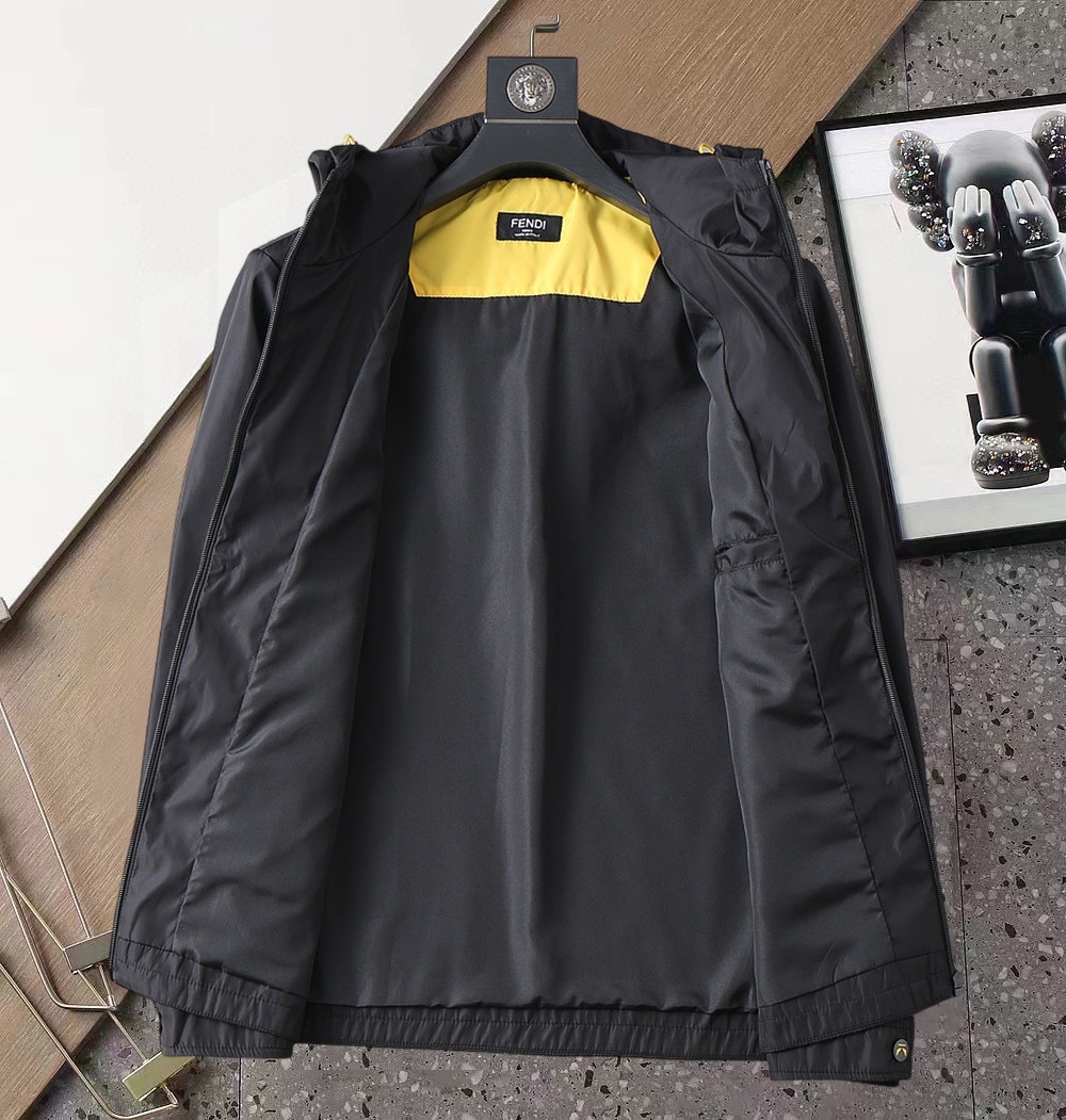 Fendi 2025 Reversible Jacket - Spring Collection, Comfortable & Stylish 4 i1727346210 6797 9