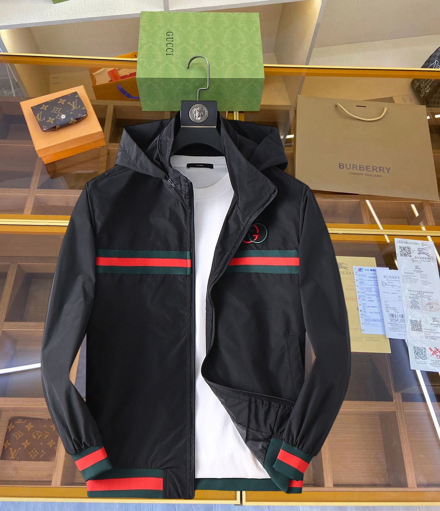 Alternative view of Jacket 00592