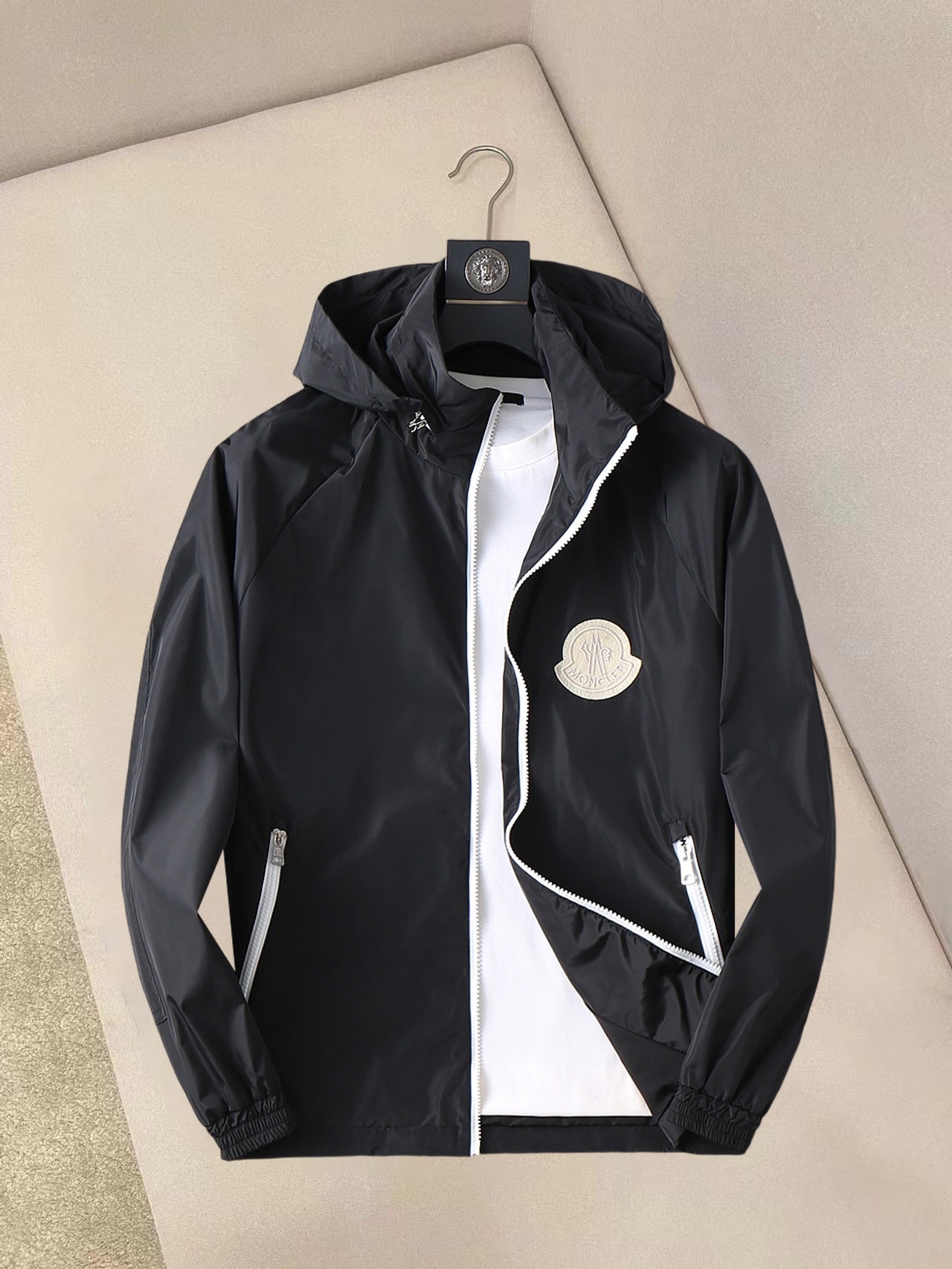 Moncler Jacket 01930