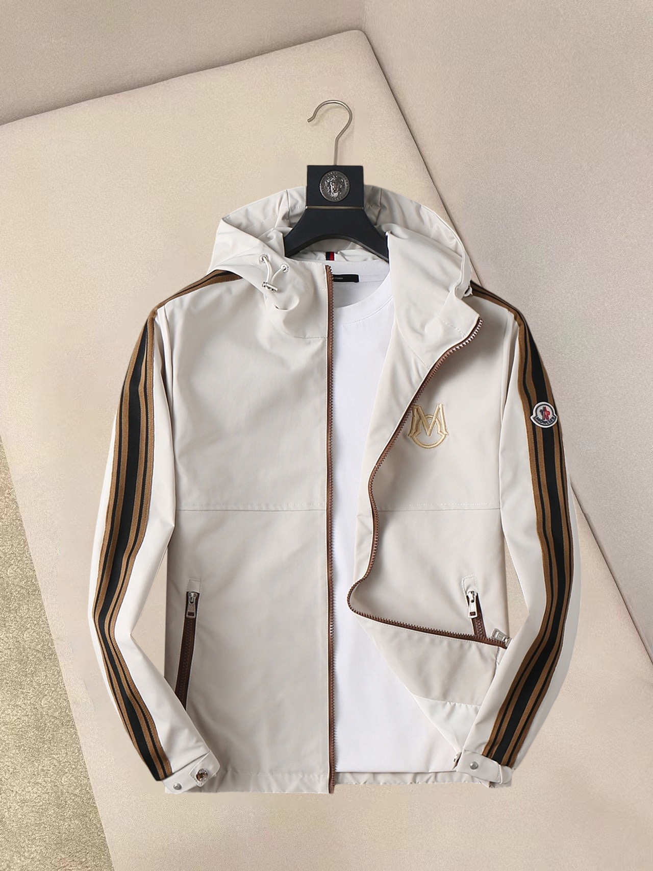Moncler Jacket 02070