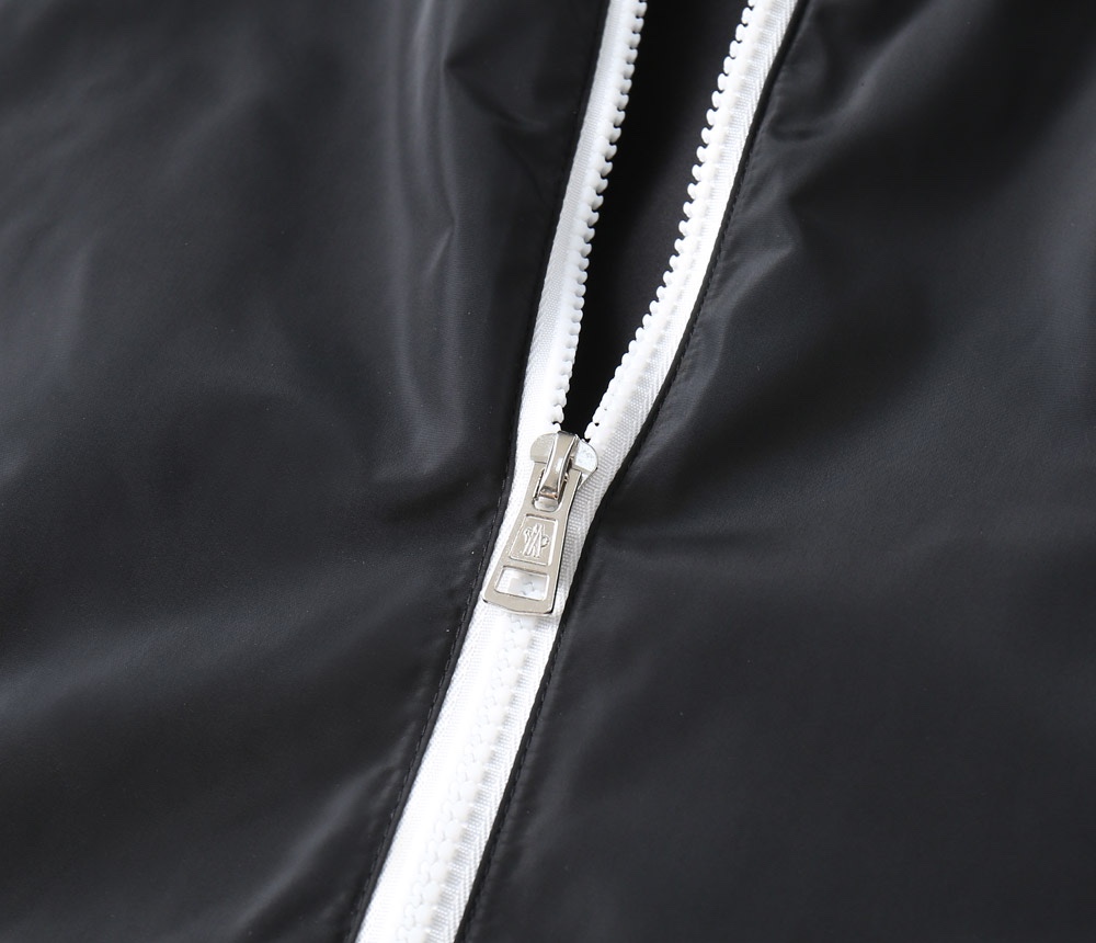 Moncler 2025 Spring New Jacket, Comfortable and Warm Reversible Coat 7 i1728057560 6219 7