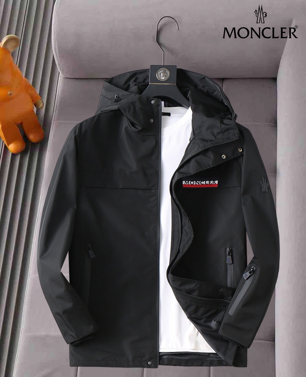 Moncler Jacket 06132