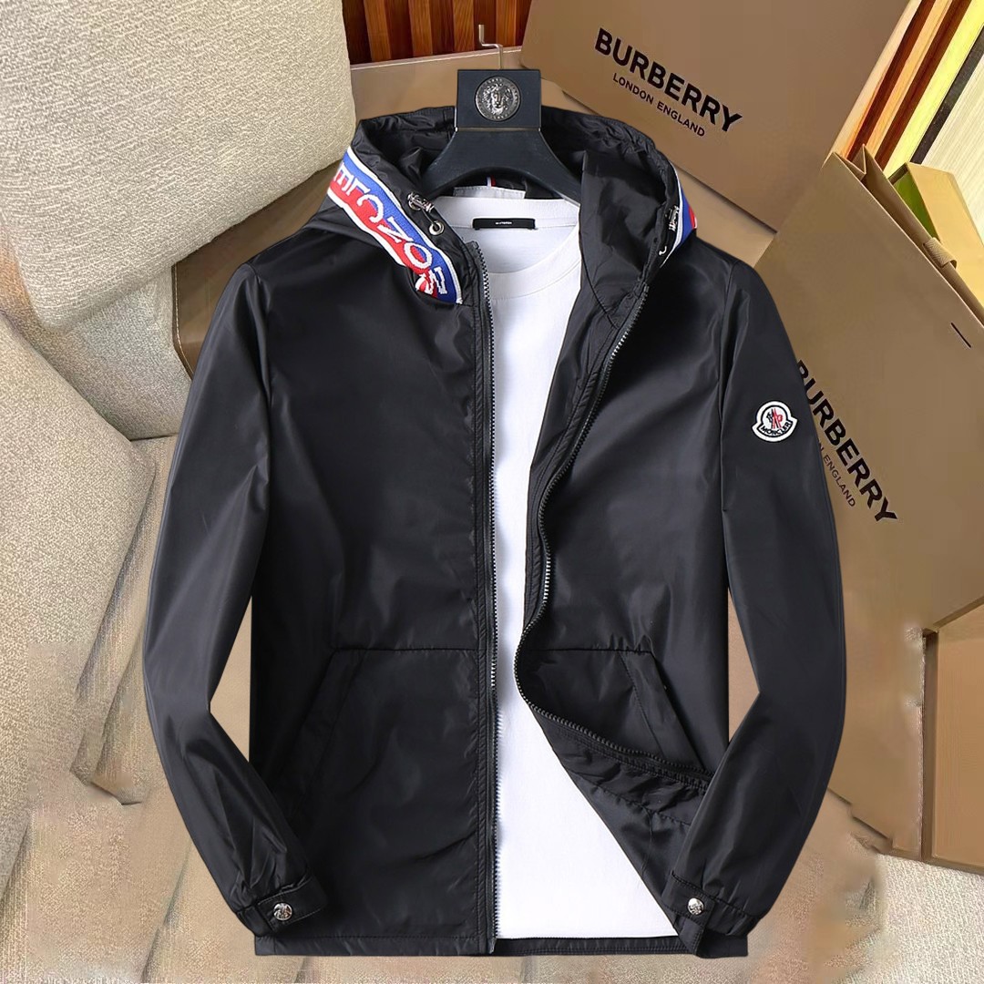 Moncler Jacket 09153