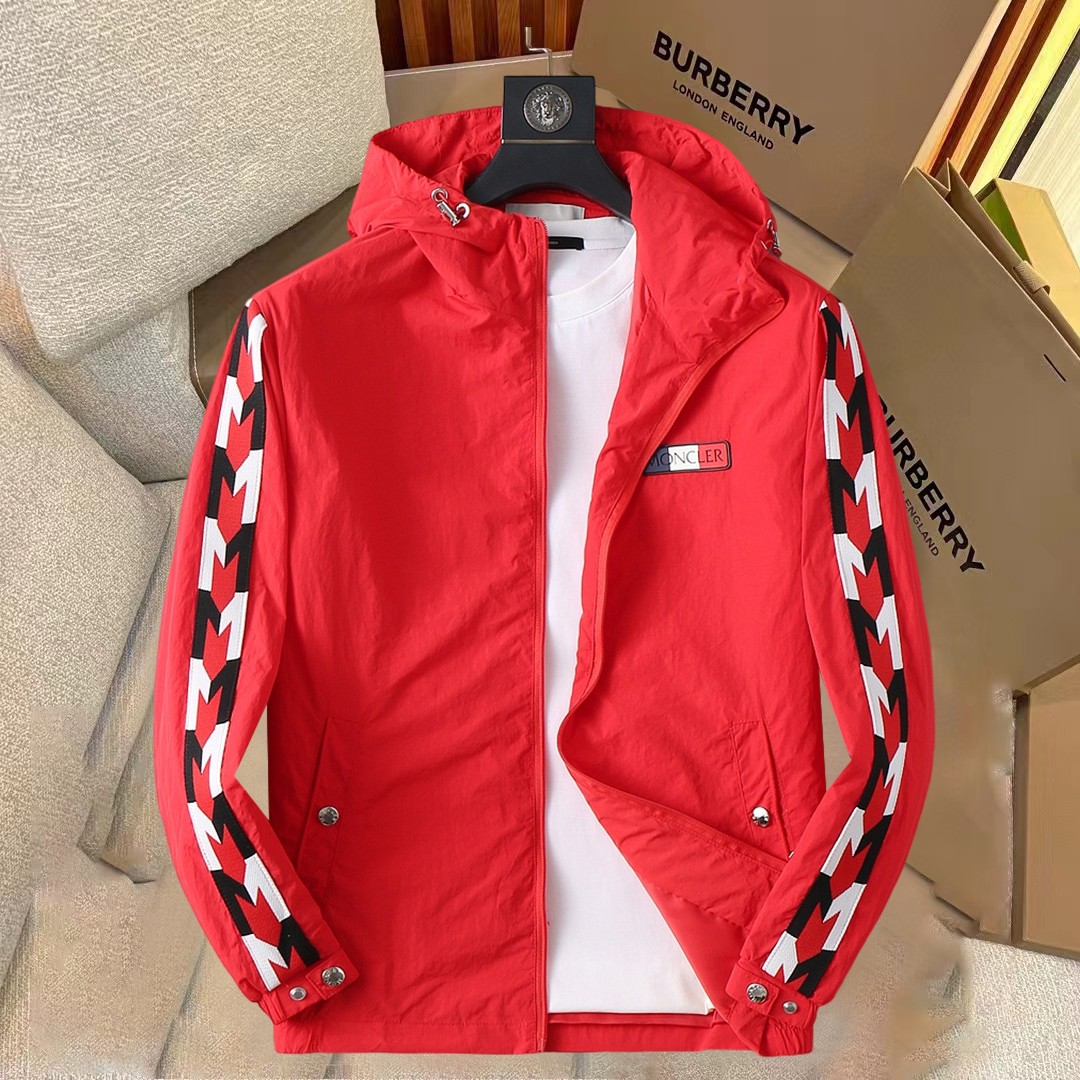 Moncler Jacket 09136