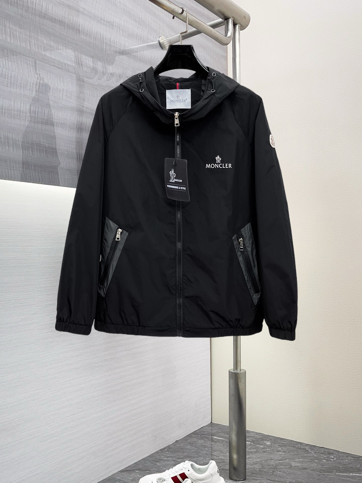 Moncler Jacket 09096
