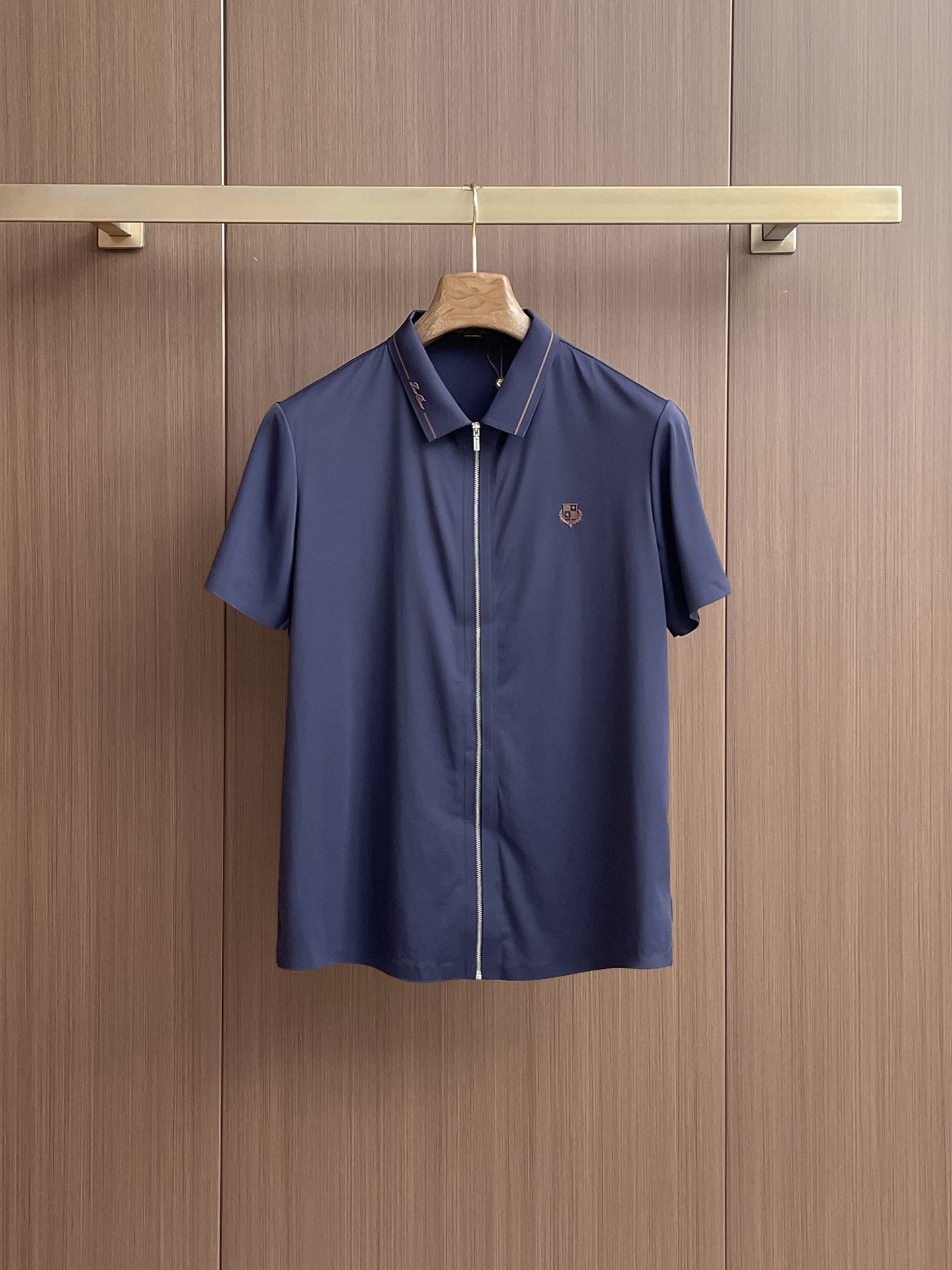 Alternative view of T-Shirt 06267