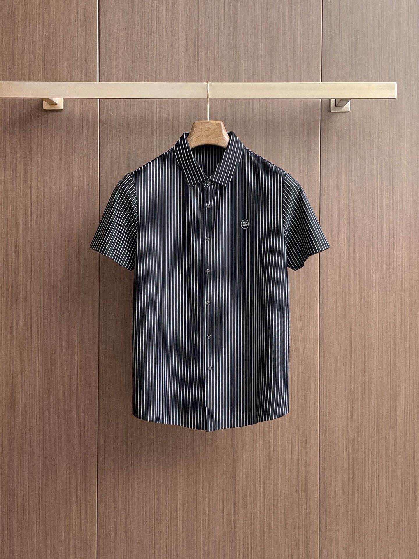 Alternative view of T-Shirt 06266