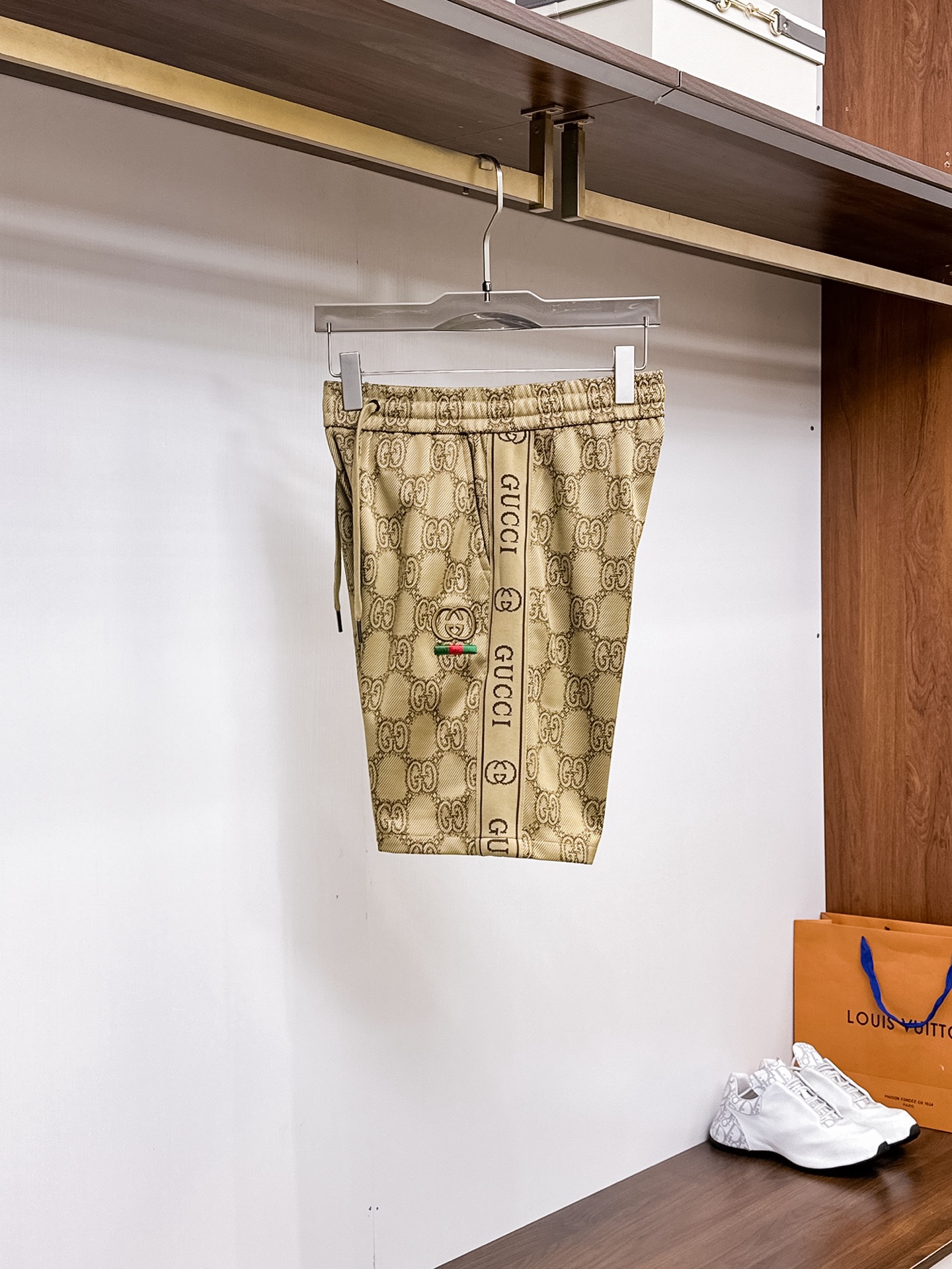 Gucci 2025SS Luxury Logo Shorts, Comfortable and Stylish, M-4XL Sizes 4 i1746873126478 8989 0 2