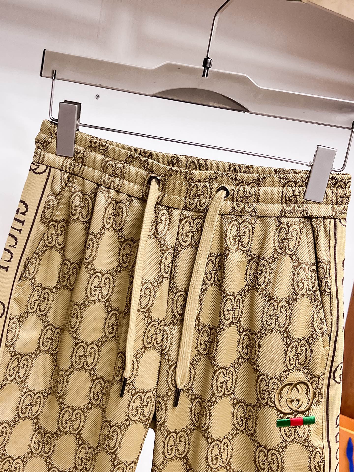 Gucci 2025SS Luxury Logo Shorts, Comfortable and Stylish, M-4XL Sizes 5 i1746873128078 470 0 3