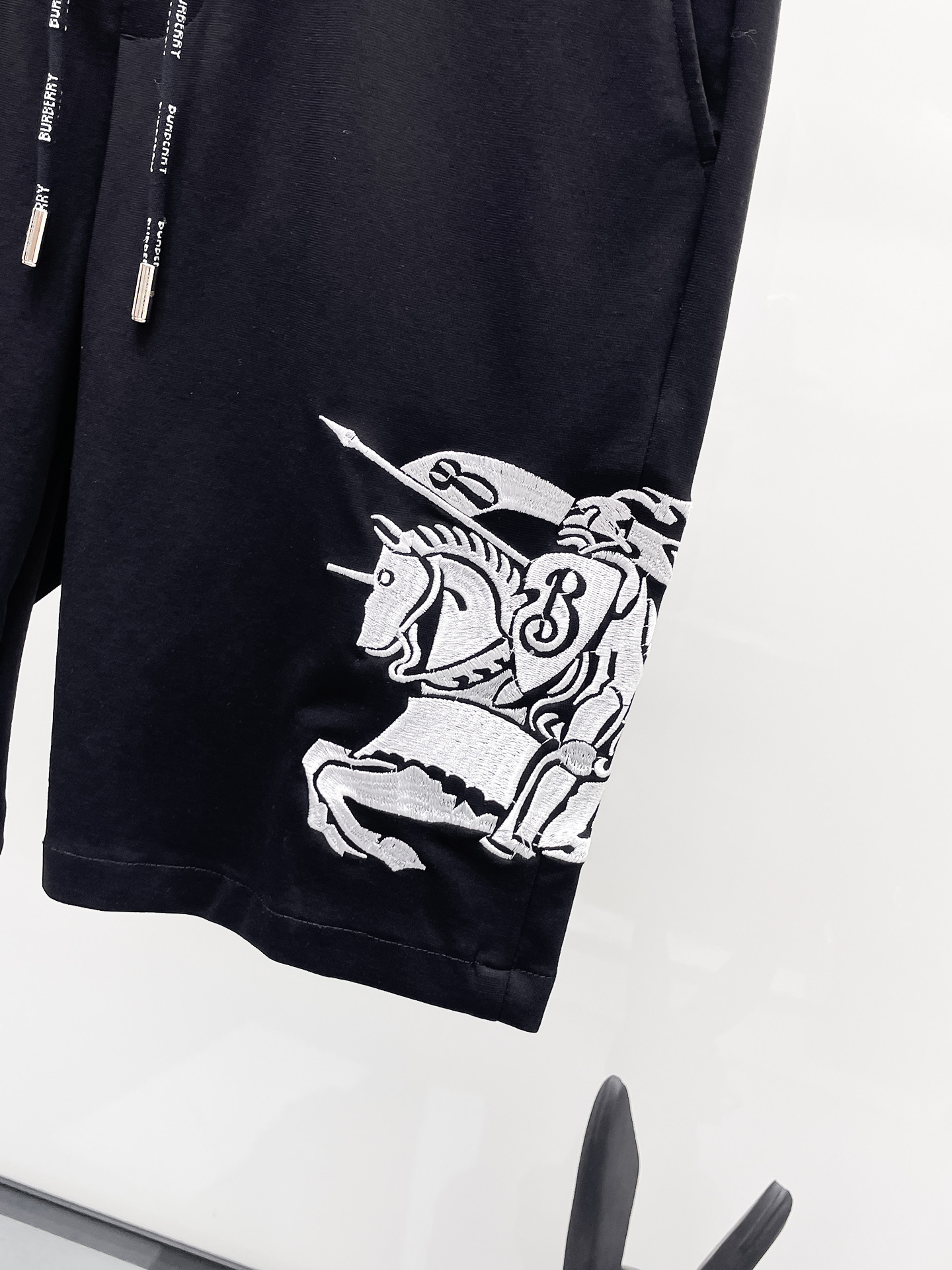 Burberry 巴宝莉 2026ss夏季新款 休闲短裤
