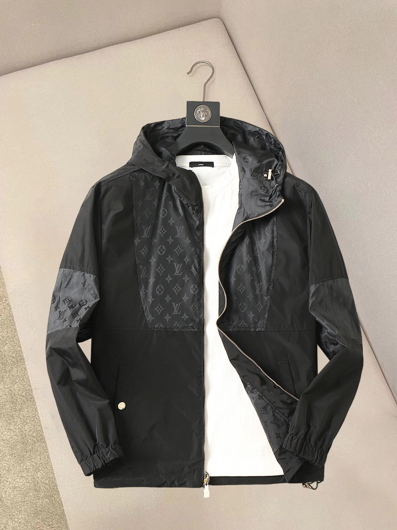 Alternative view of Louis Vuitton Jacket 02001
