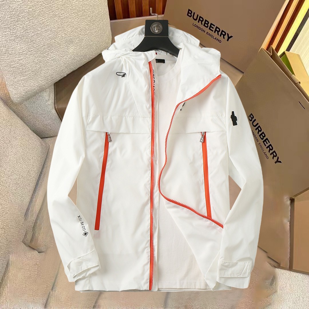 Moncler Jacket 09233