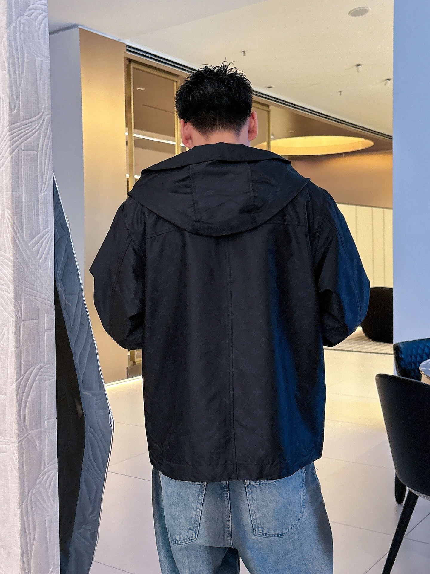 Alternative view of Louis Vuitton Jacket 02152