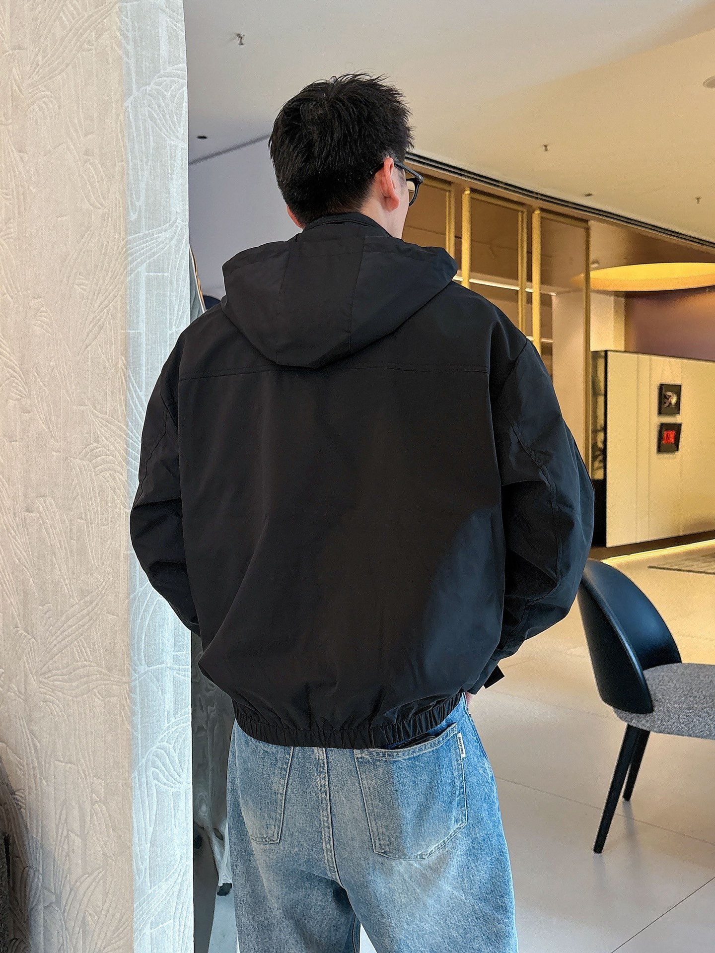 Alternative view of Jacket 02086