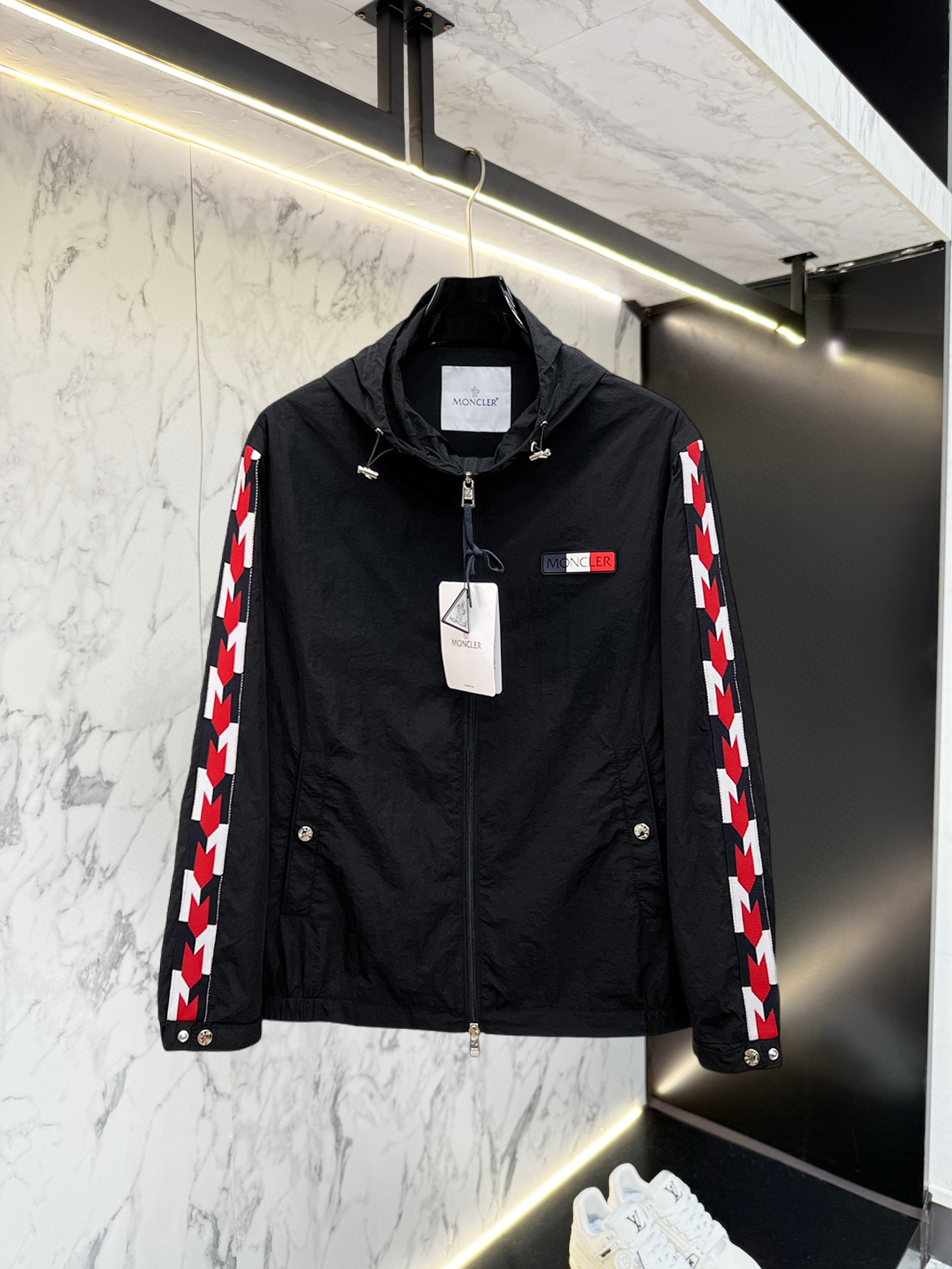 Moncler Jacket 03759