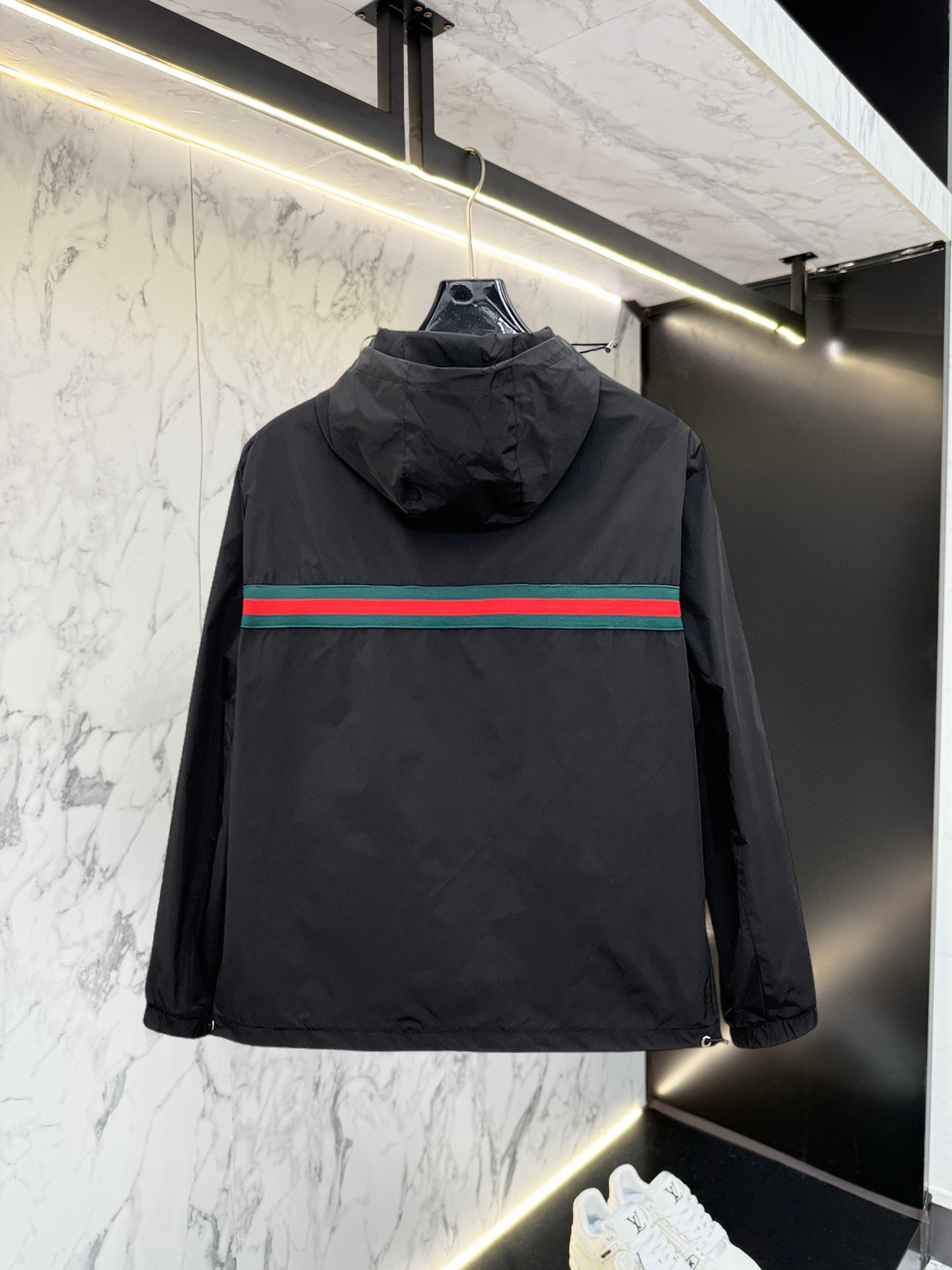 Alternative view of Jacket 03753