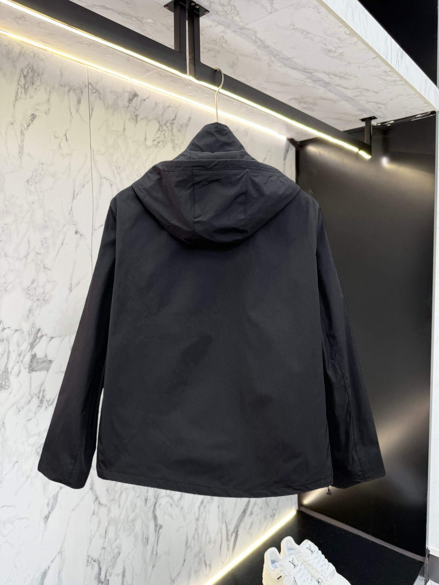 Alternative view of Jacket 03752