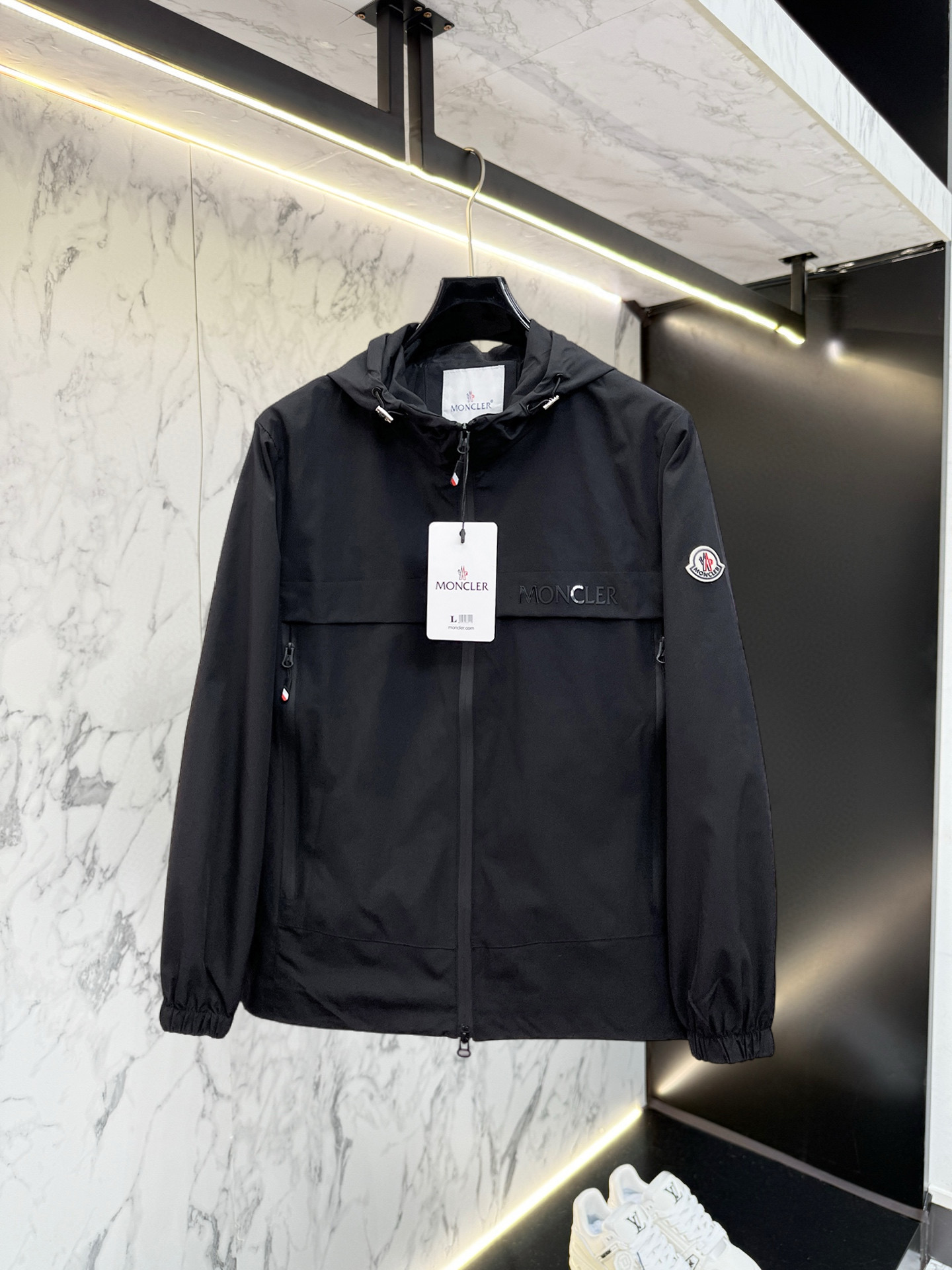 Moncler Jacket 03746